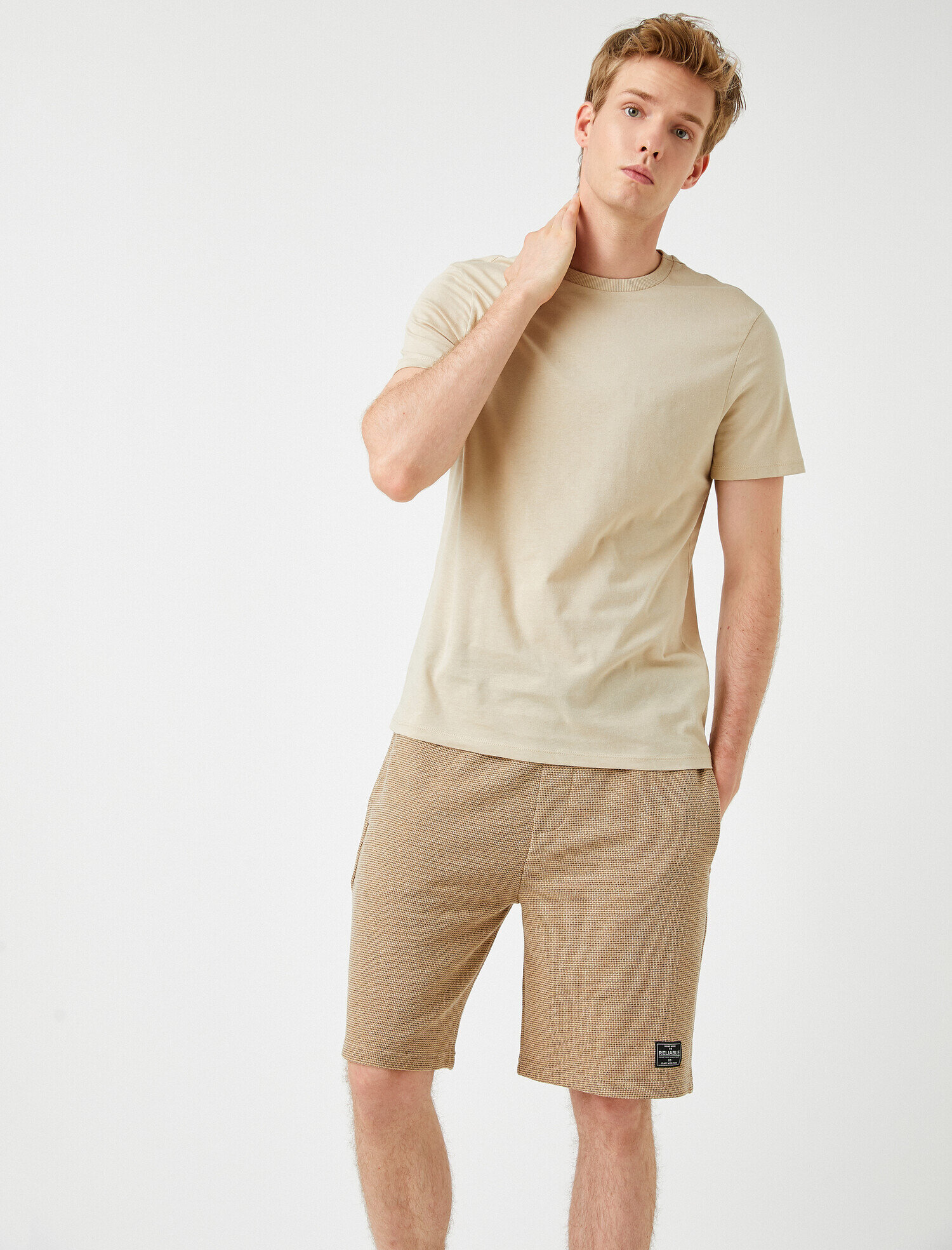   Basic Pamuklu Bermuda Şort