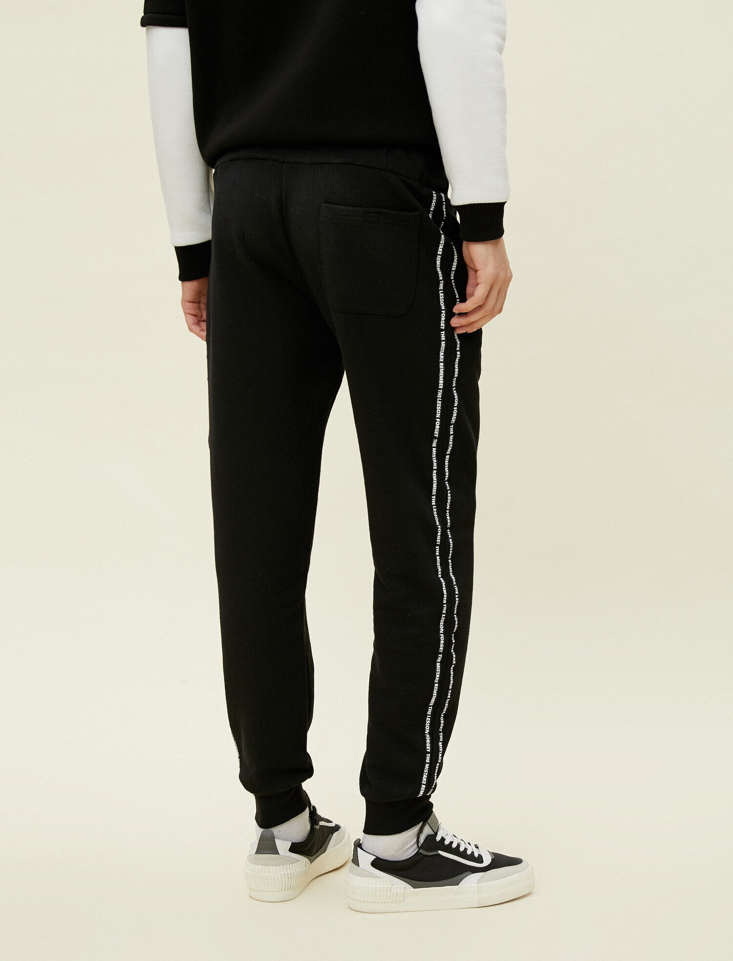   Yazılı Baskılı Beli Bağlamalı Jogger Eşofman Altı