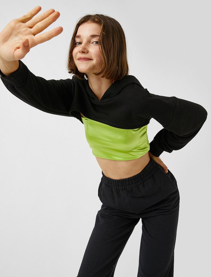  Kapüşonlu Uzun Kollu Kısa Sweatshirt