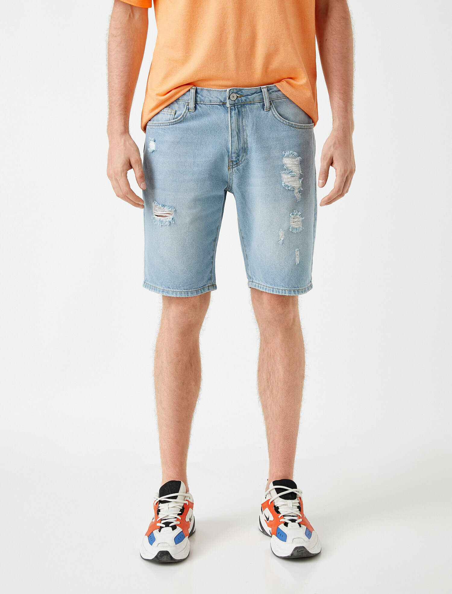   Eskitilmiş Kot Şort