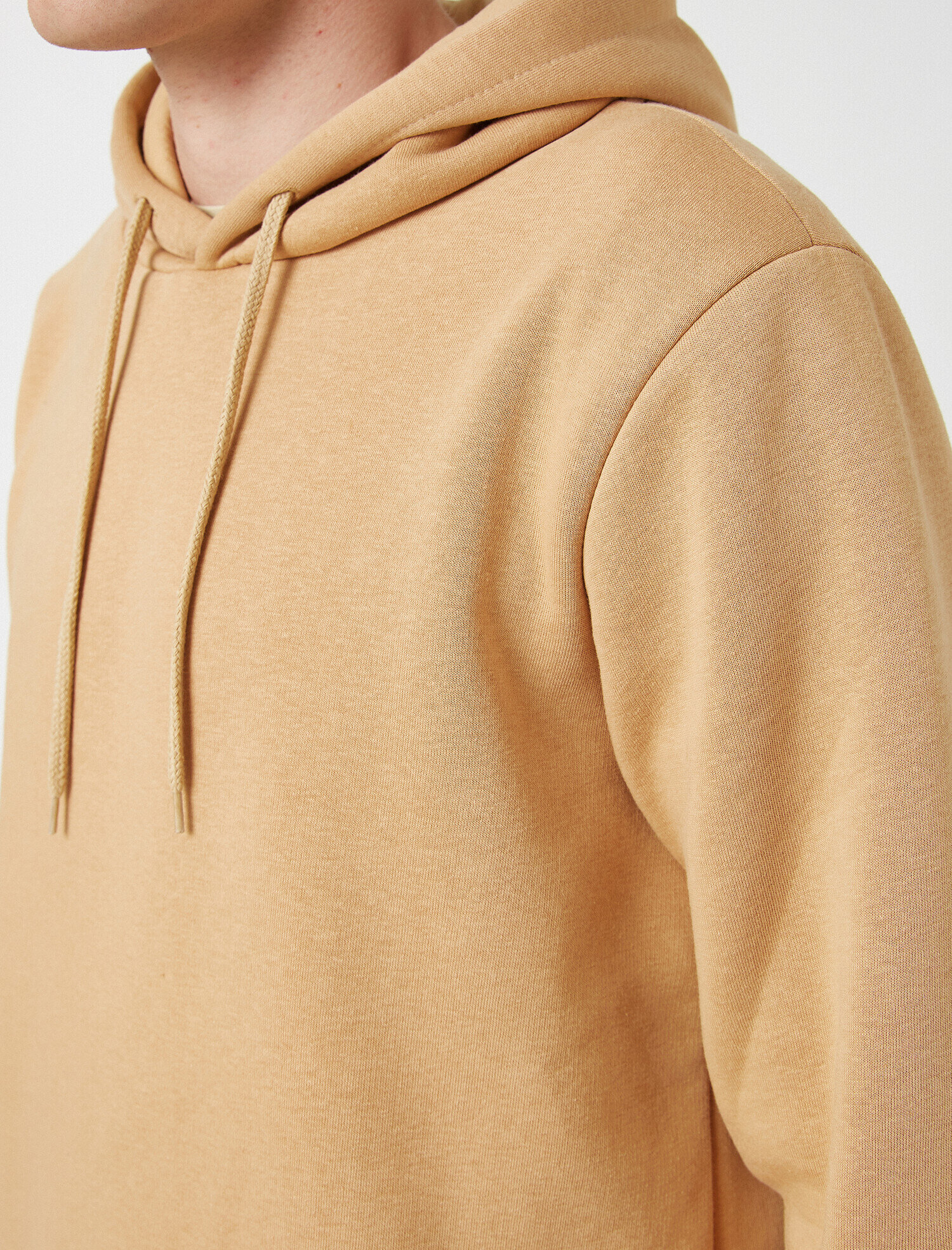 Kapüşonlu Uzun Kollu Sweatshirt