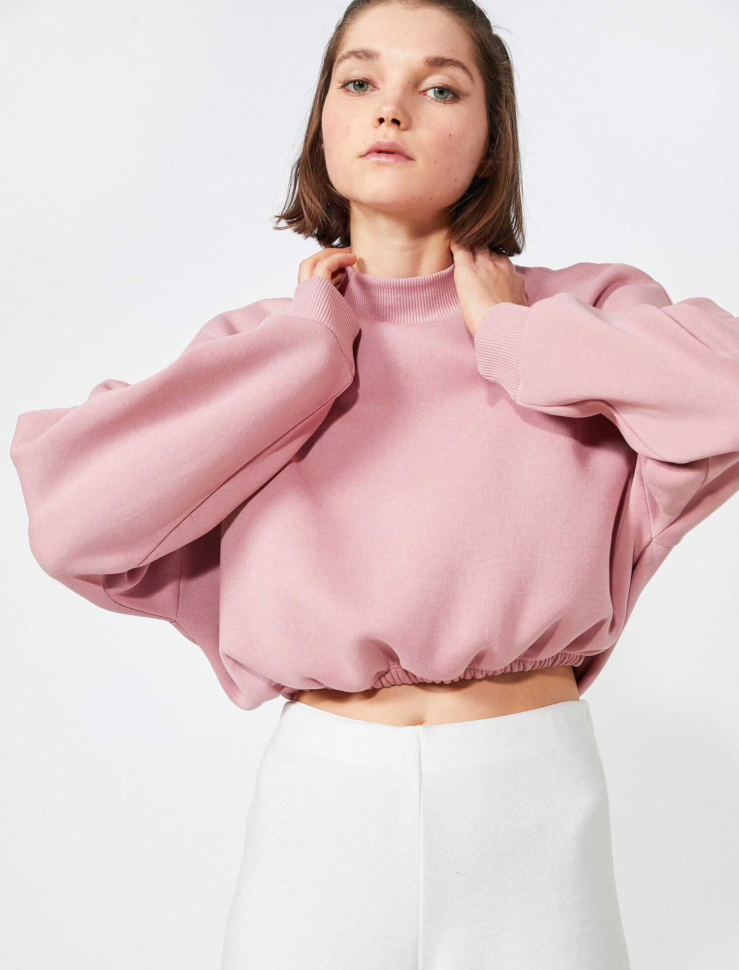   Yarım Balıkçı Yaka Oversize Sweatshirt