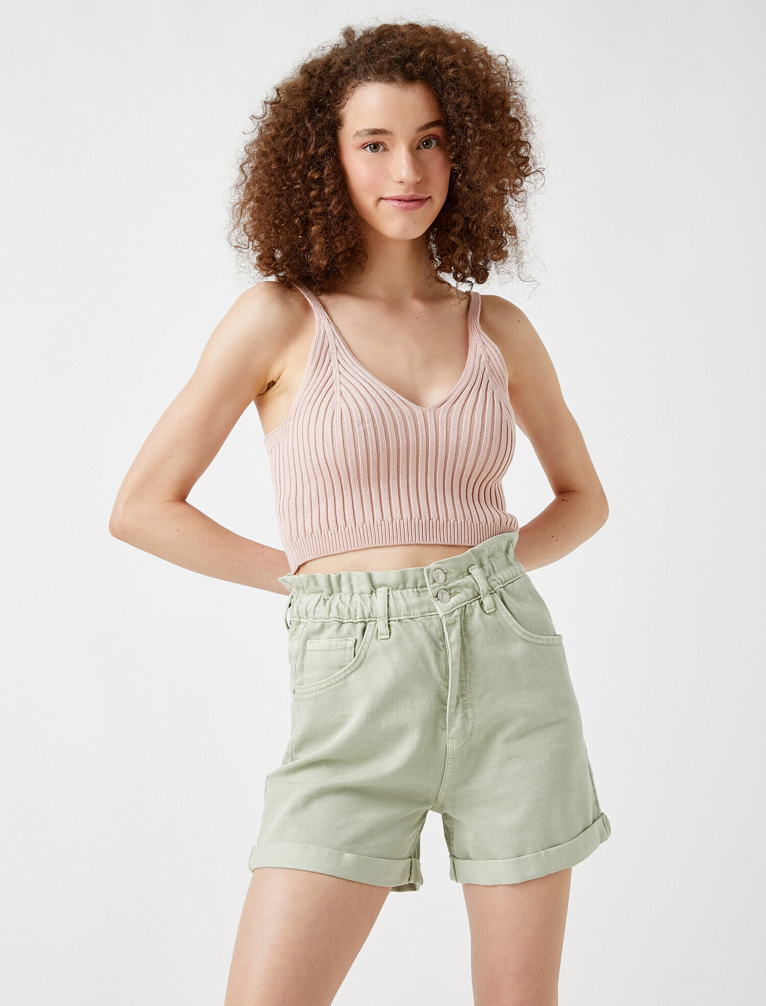   Fitilli Atlet V Yaka