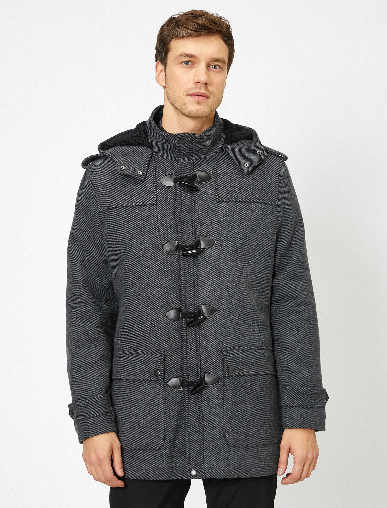   Düğmeli Kapüşonlu Uzun Kollu Kaban