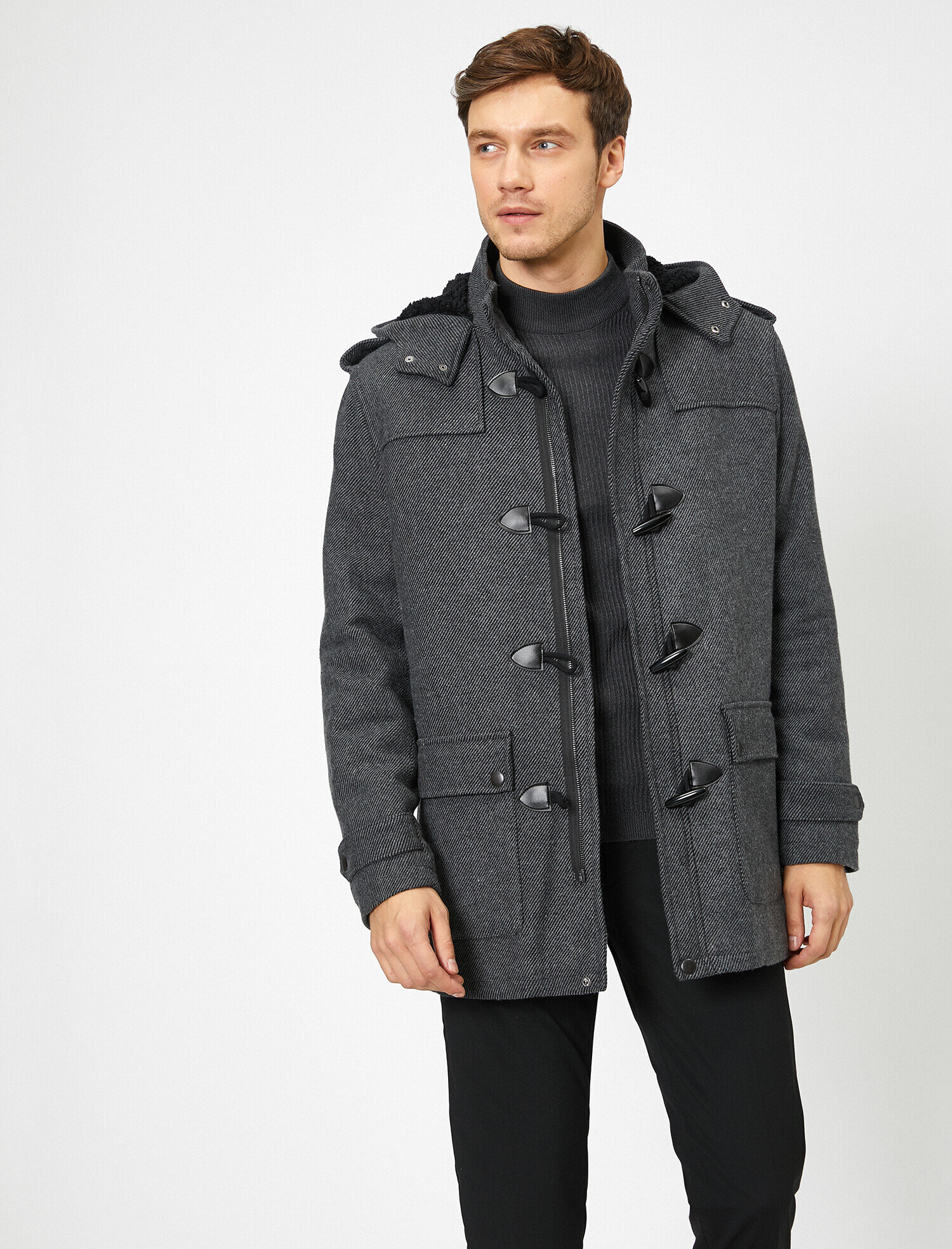   Düğmeli Kapüşonlu Uzun Kollu Kaban