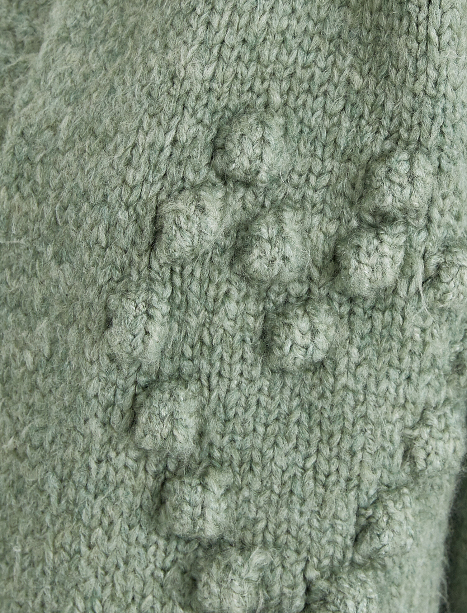   Kalp İşlemeli Hırka