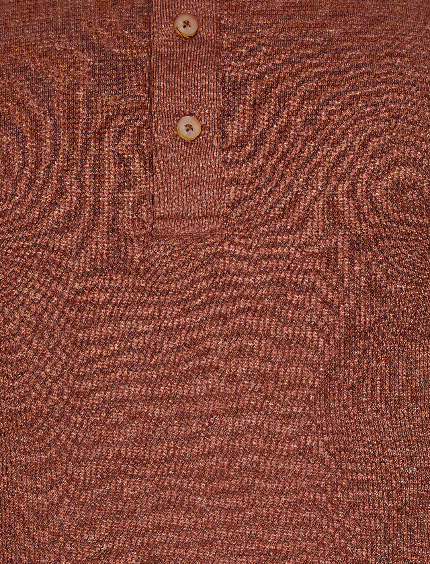   Düğme Detaylı Tişört