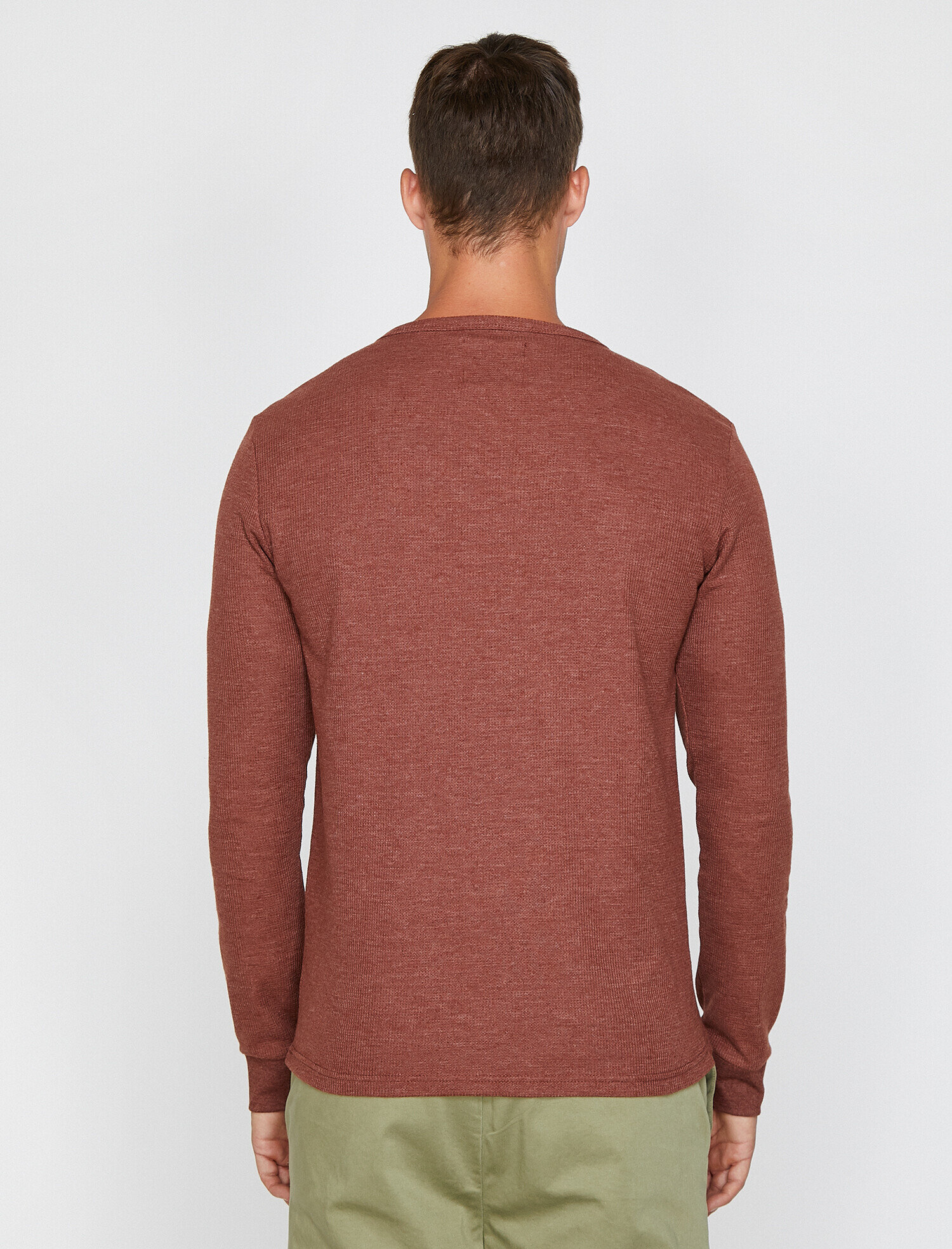   Düğme Detaylı Tişört