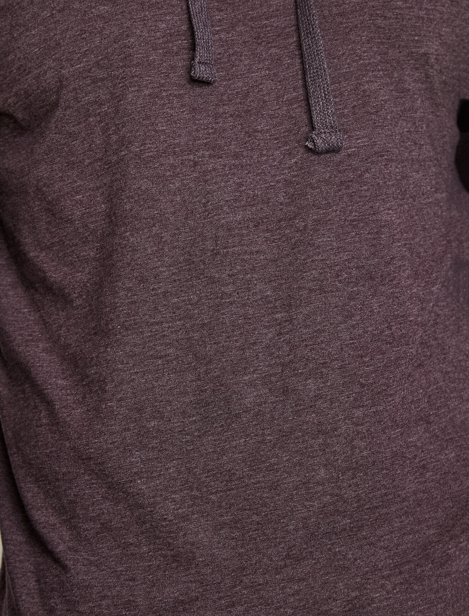   Yüksek Yaka Tişört