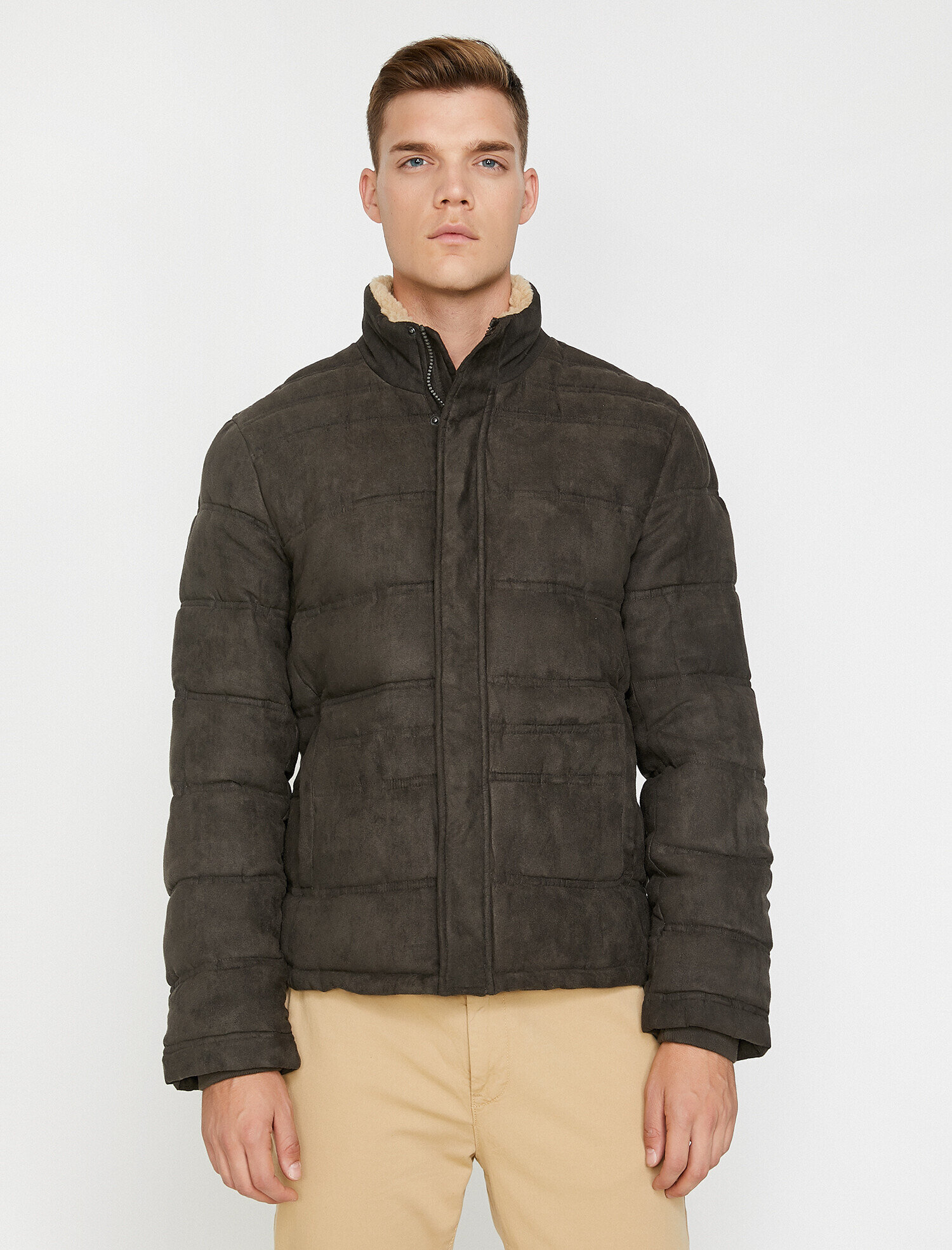   Yakası Suni Kürk Detaylı Mont