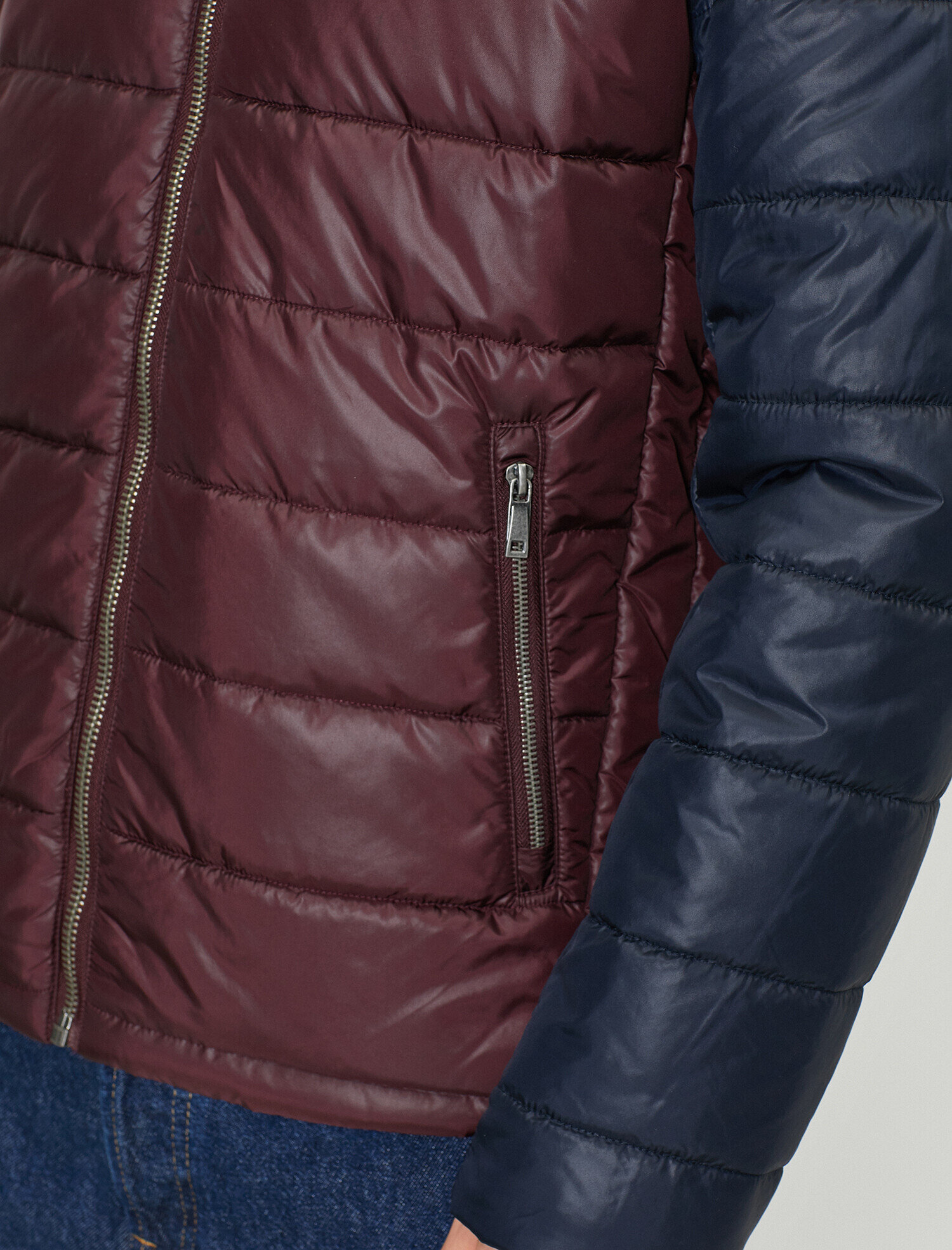   Kapüşonlu Şişme Mont