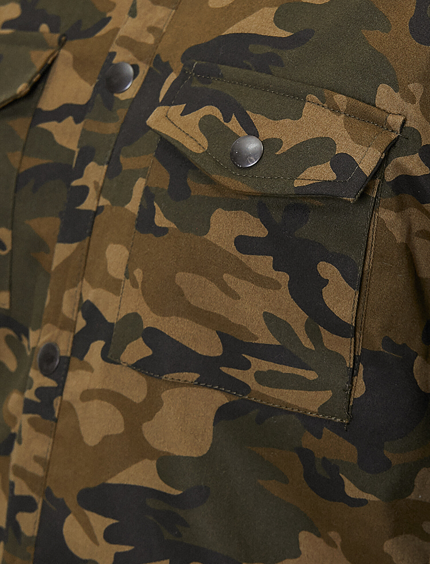 Kamuflaj Desenli Mont