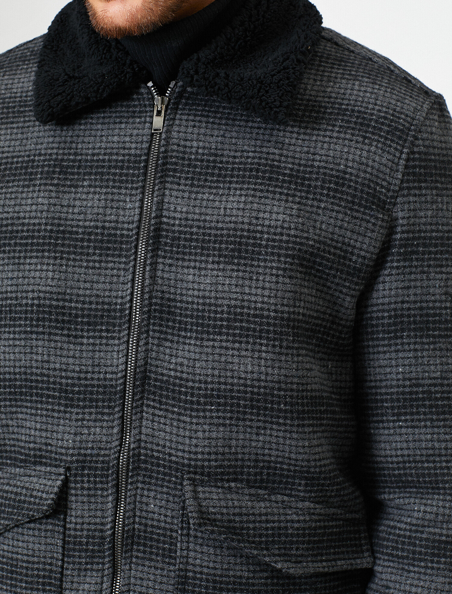   Peluş Yaka Detaylı Mont