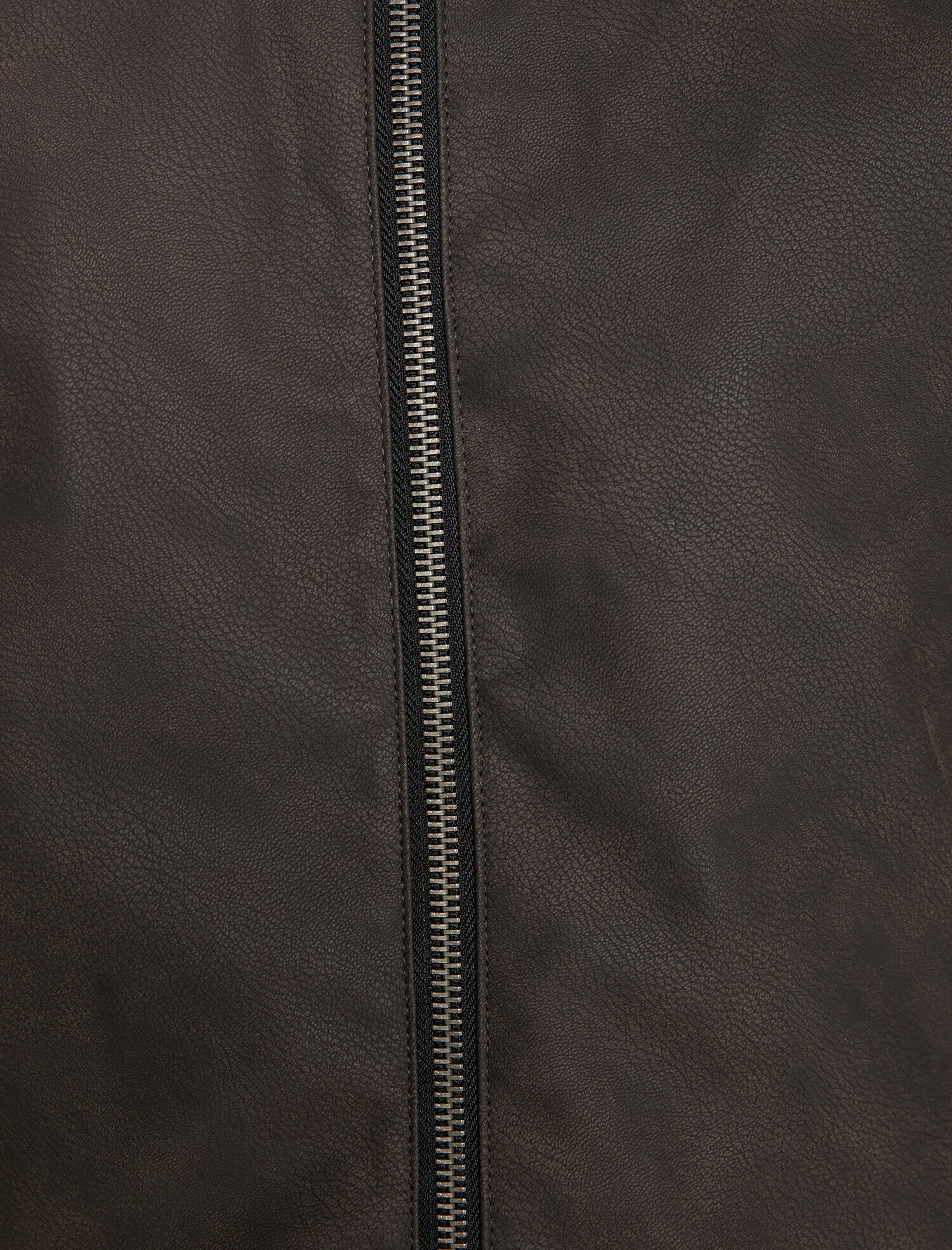   Deri Görünümlü Mont