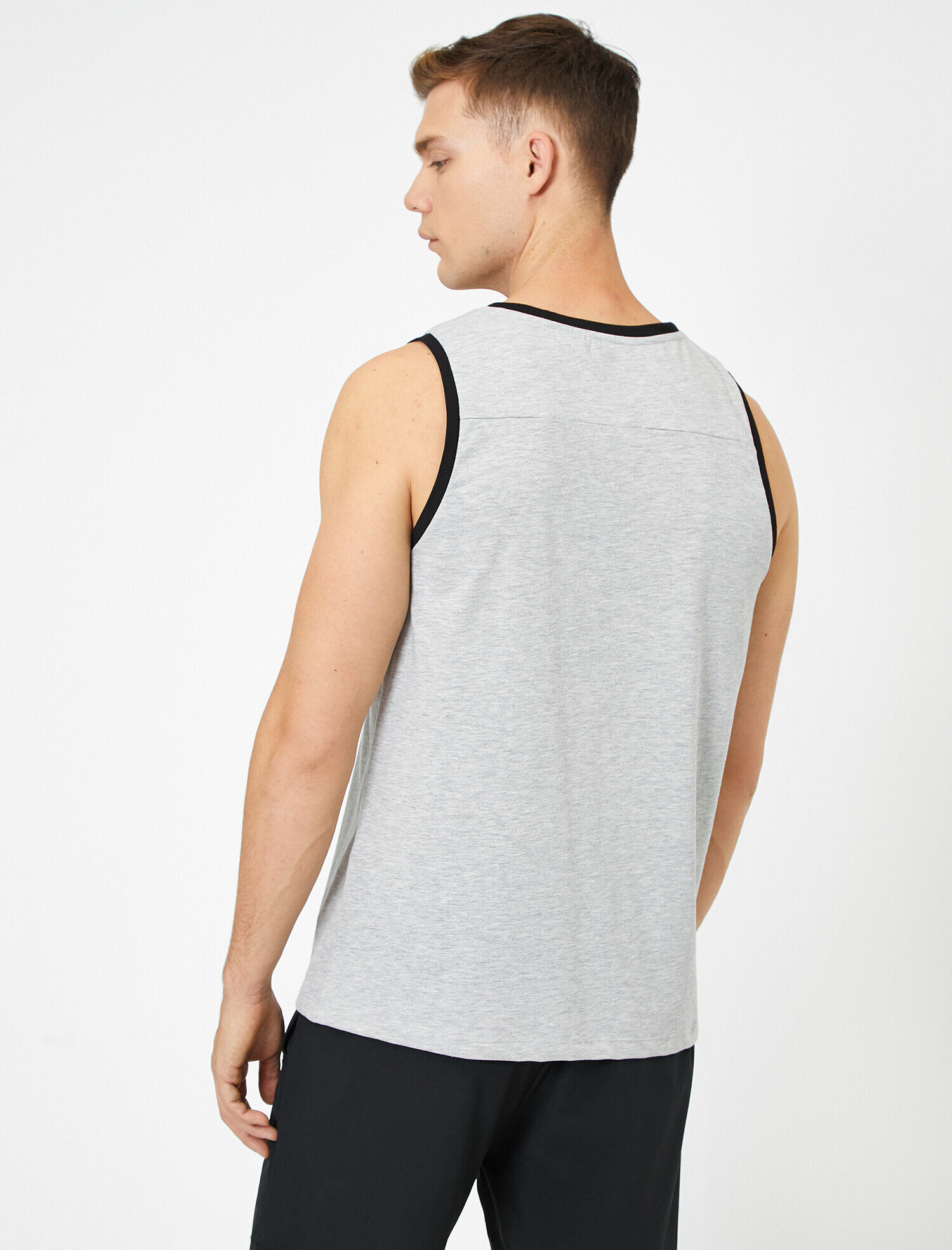   Yazılı Baskılı Atlet