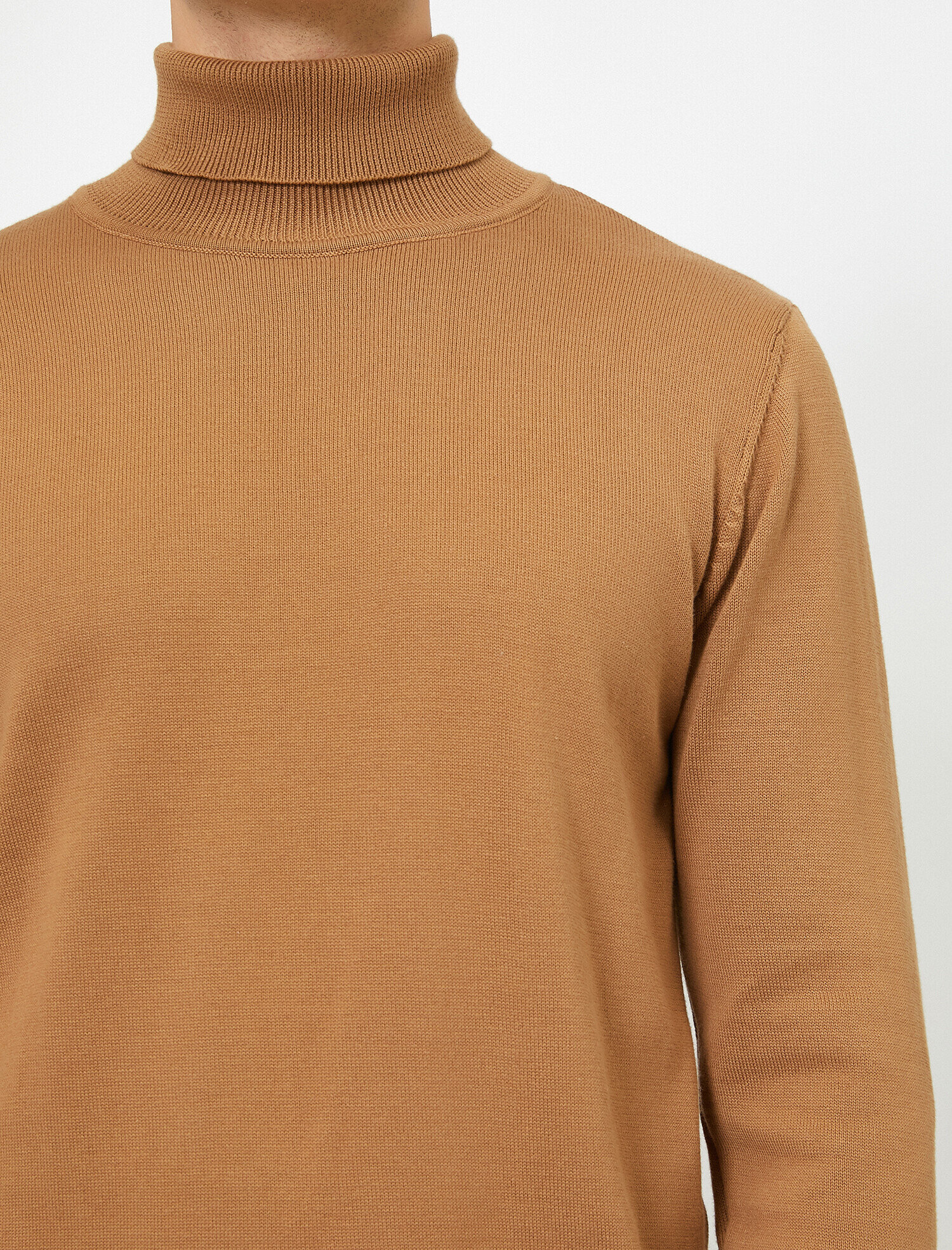   Boğazlı Triko Kazak