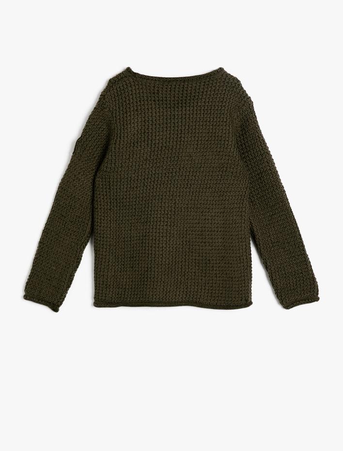 Erkek Çocuk İşlemeli Triko Kazak