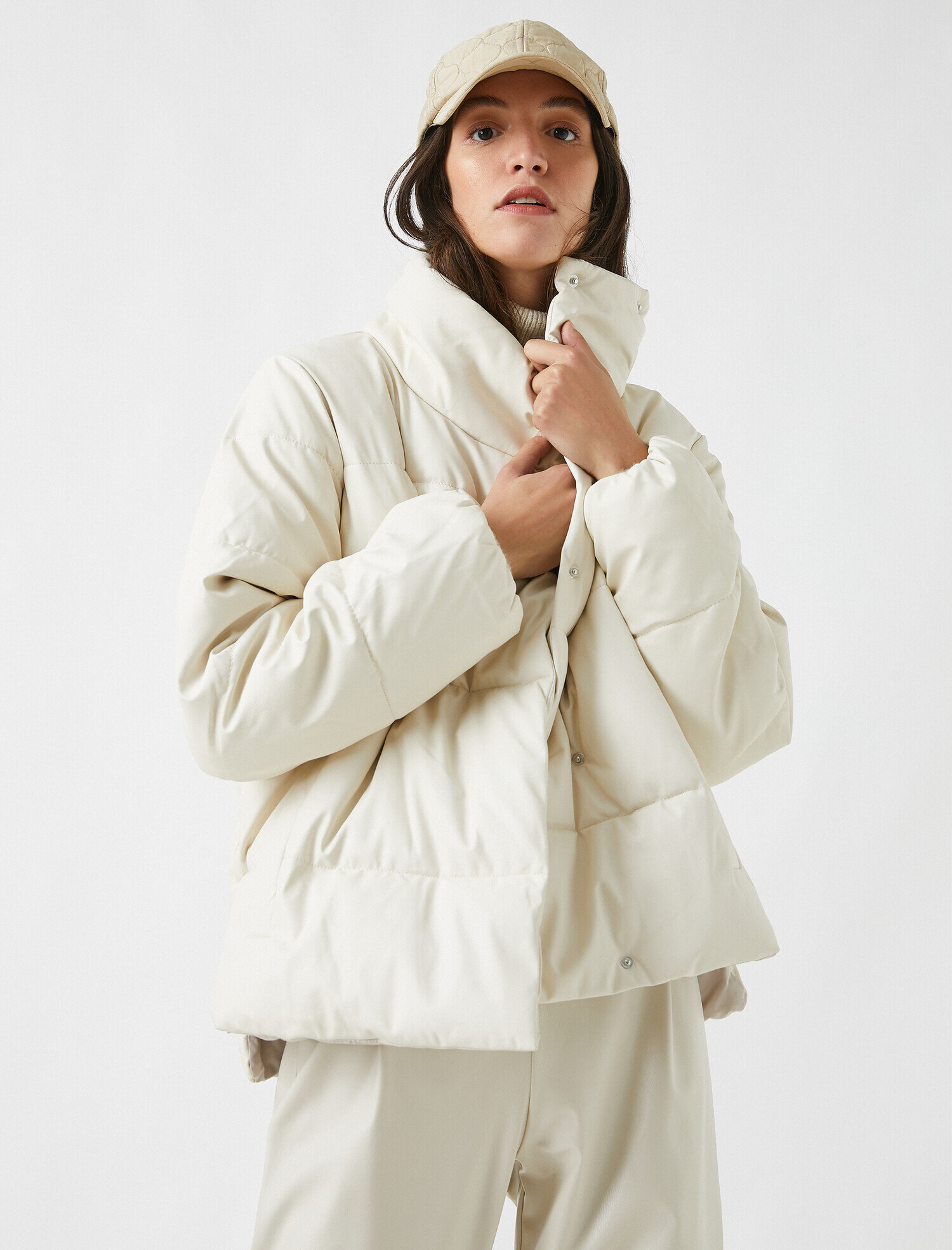   Dik Yaka Çıtçıtlı Anorak Mont
