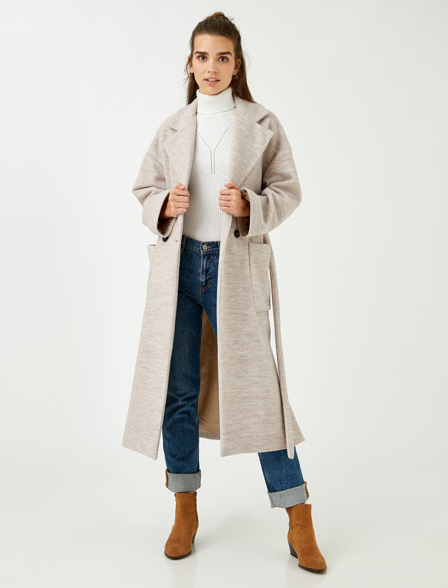   Düğmeli Cep Detaylı Kaban