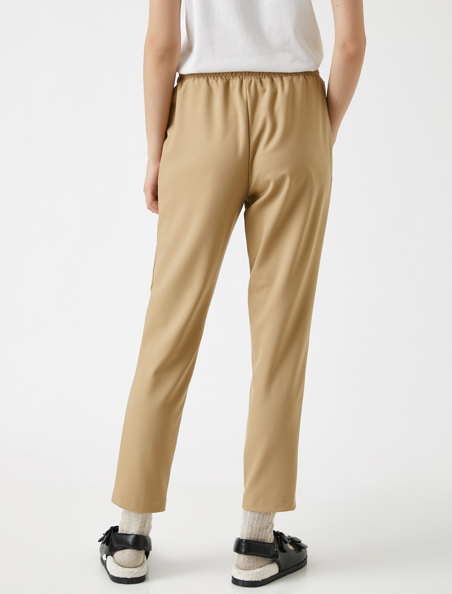   Beli Bağlamalı Pantolon Rahat Kesim