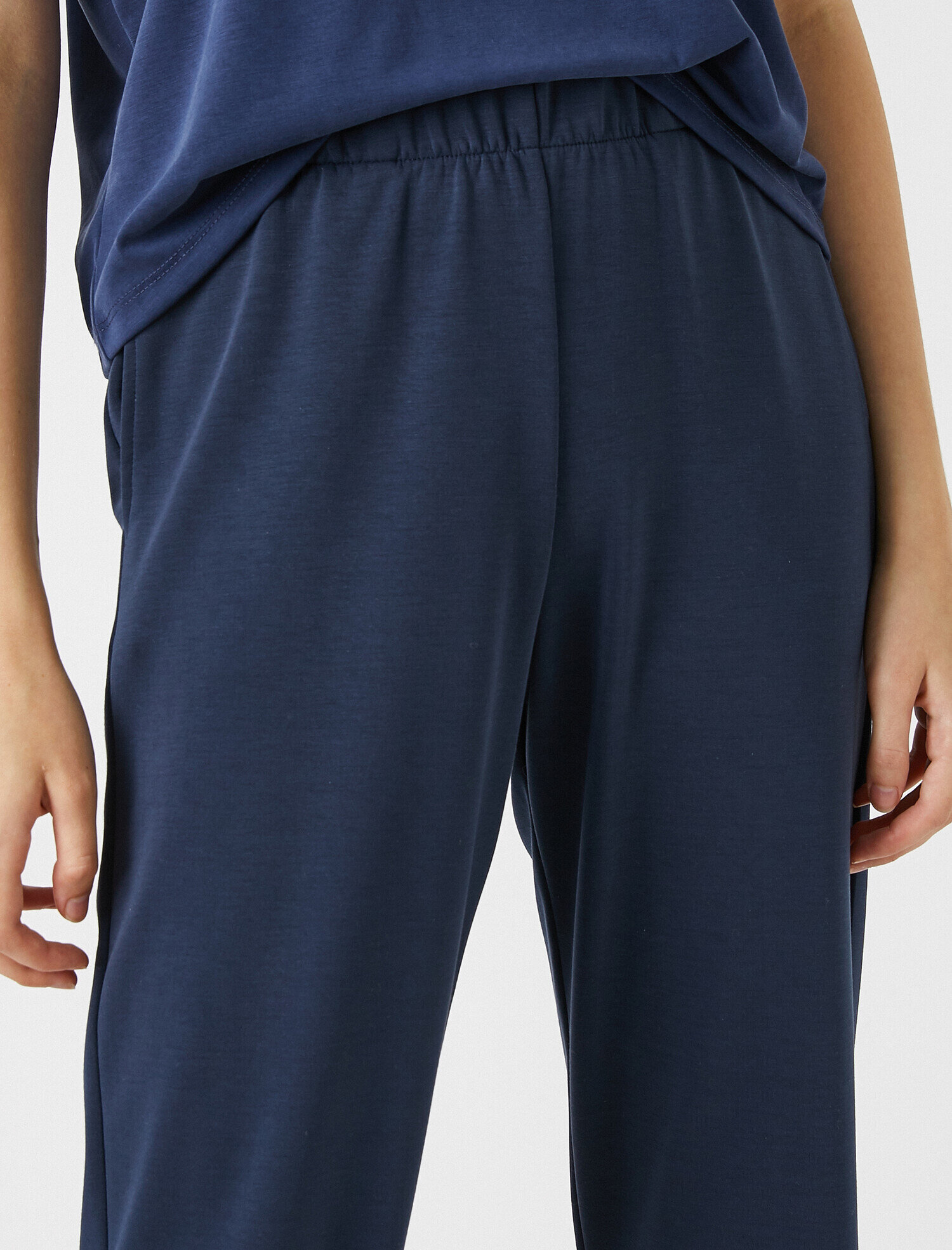   Beli Lastikli Jogger Cepli Eşofman Altı