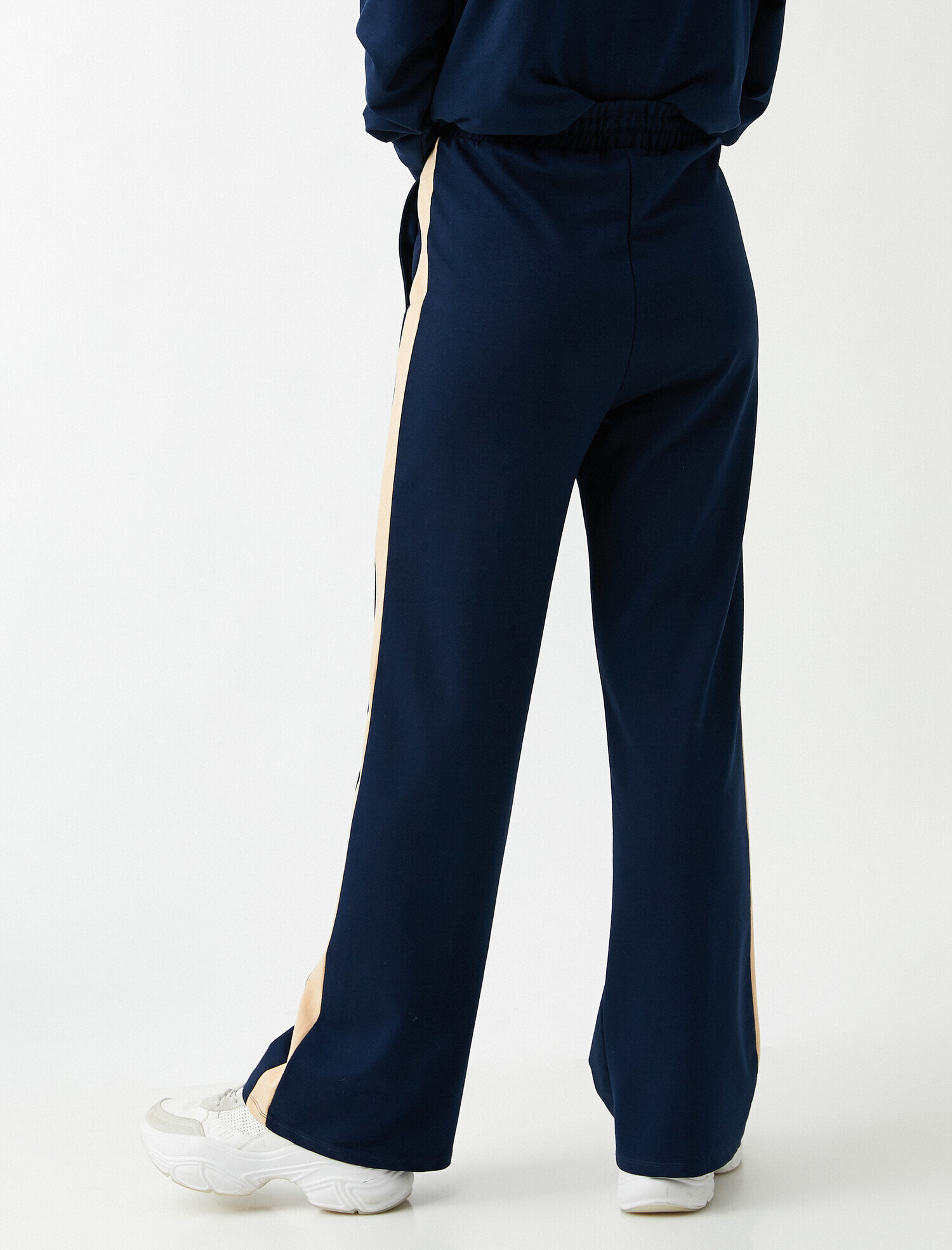   Şerit Detaylı Eşofman Altı Geniş Paça