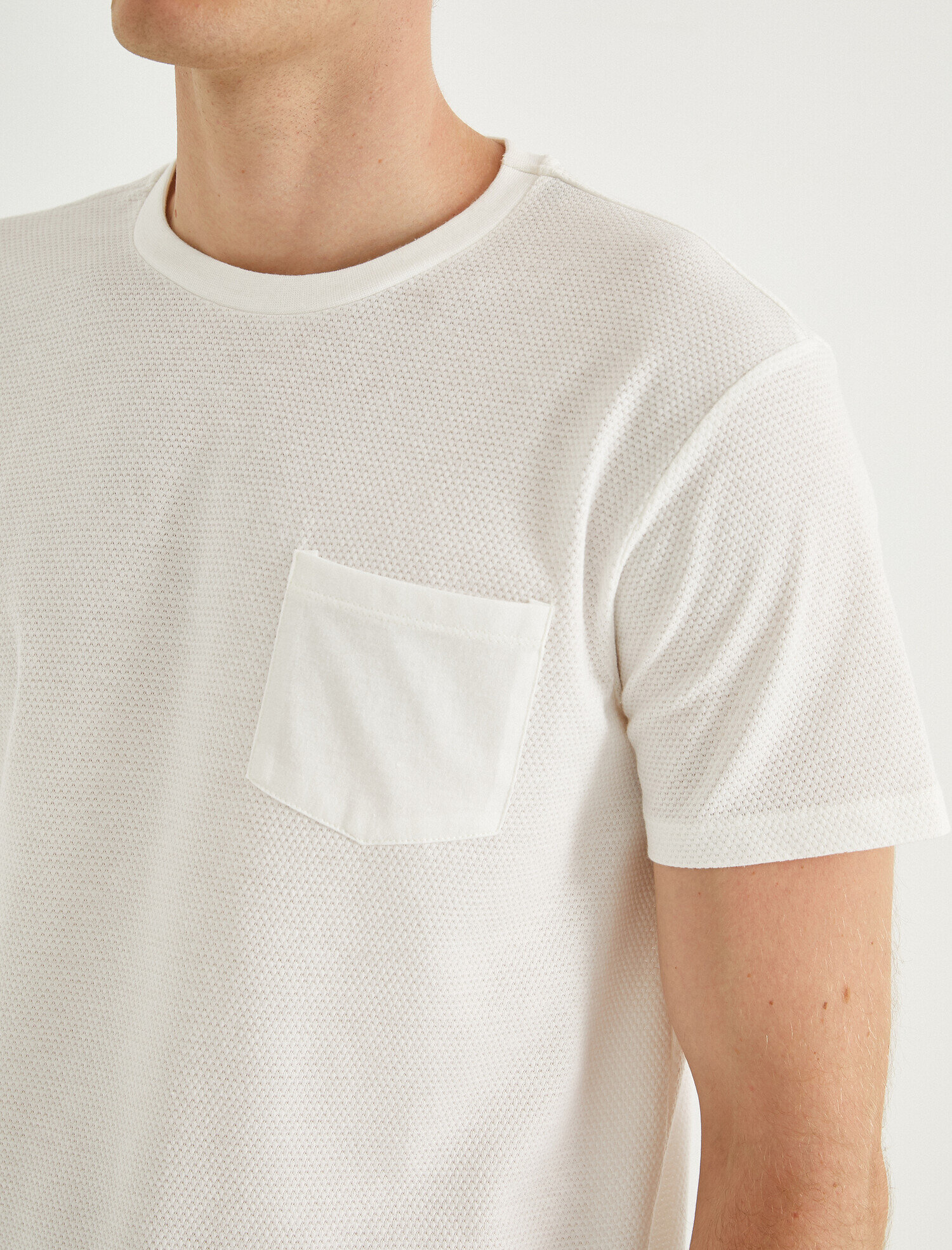   Basic Tişört Cepli