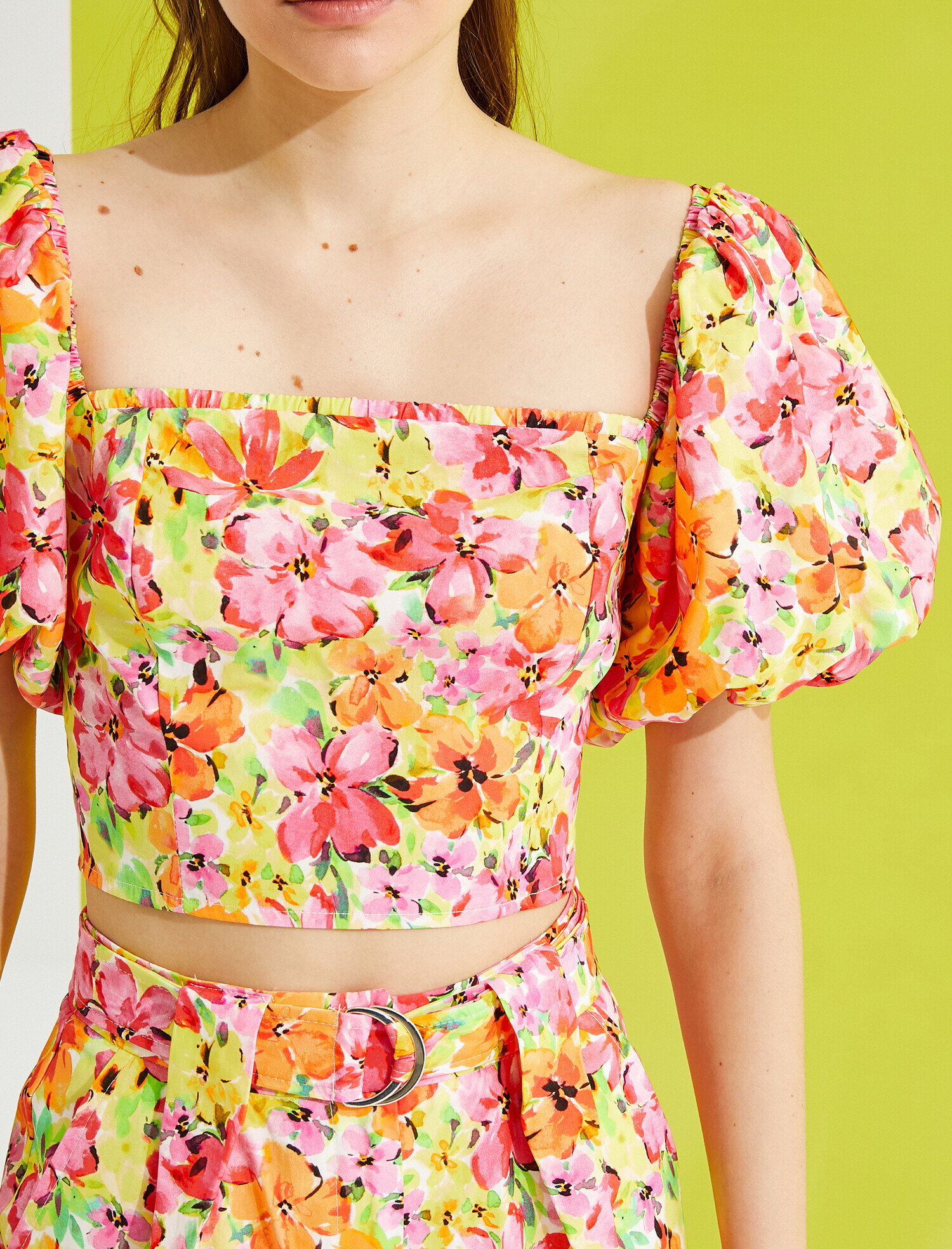   Çiçekli Bluz Crop Balon Kol Pamuklu