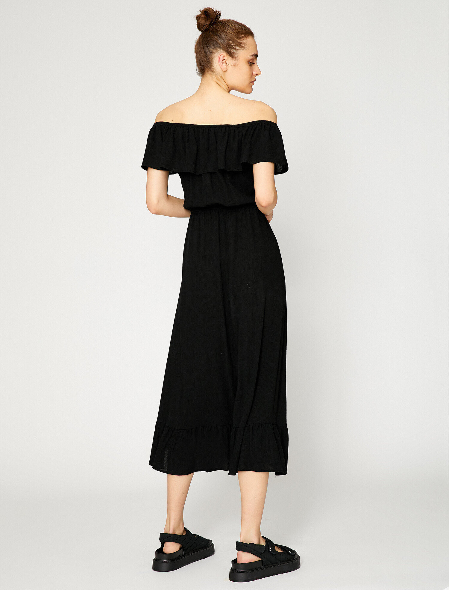   Omuz Açık Elbise Belden Bağlamalı