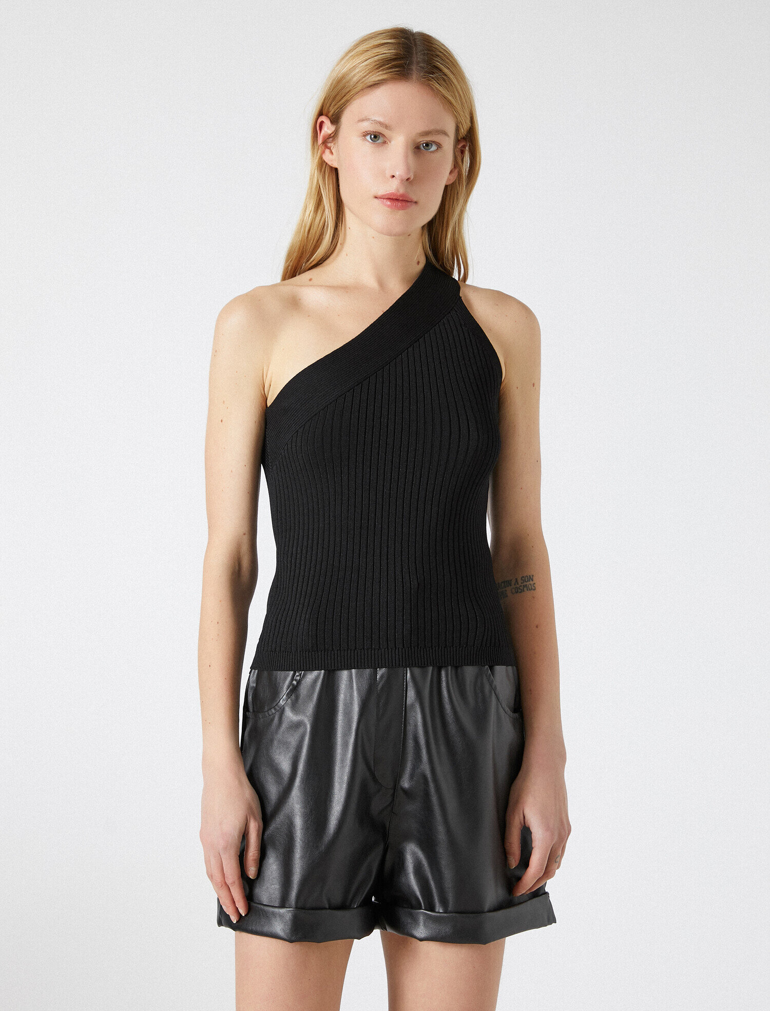   Tek Omuz Fitilli Atlet