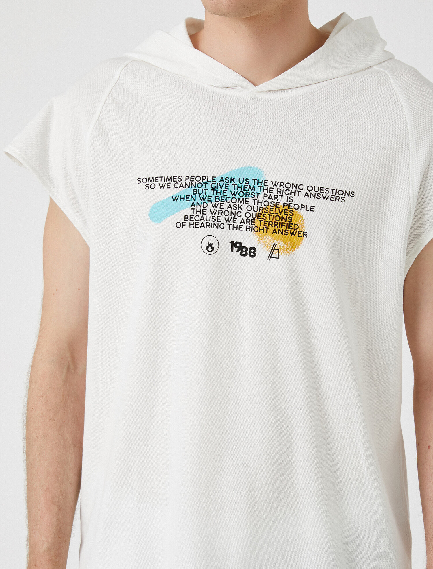   Kapüşonlu Tişört Baskılı Pamuklu