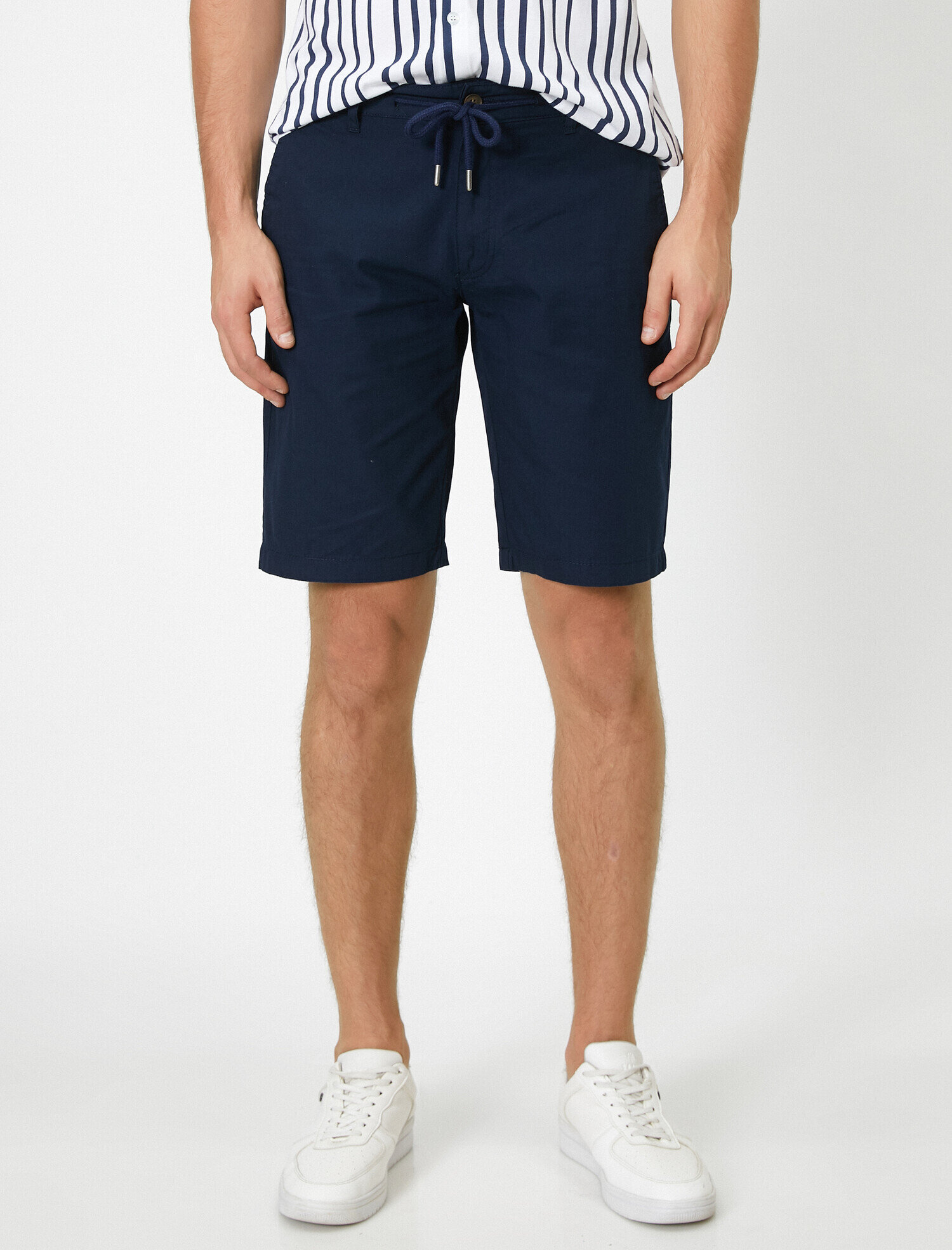   Pamuklu Dokuma Bermuda Şort