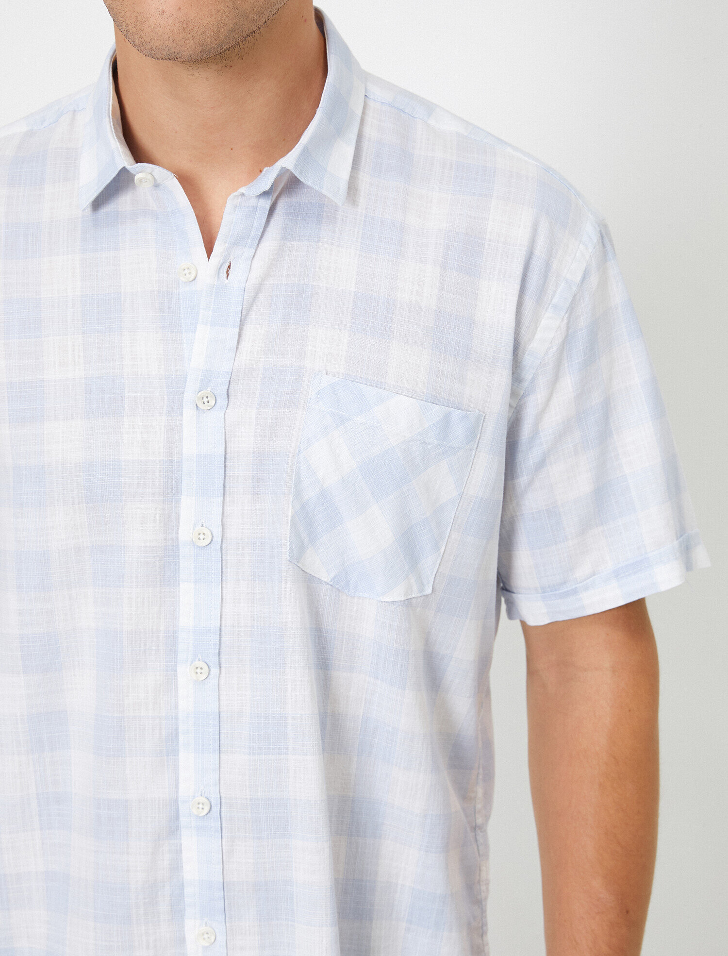   Tek Cepli Kareli Kısa Kollu Gömlek