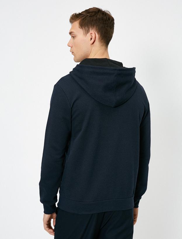   Kapüşonlu Fermuarlı Kanguru Cepli Kontrast Biyeli Sweatshirt
