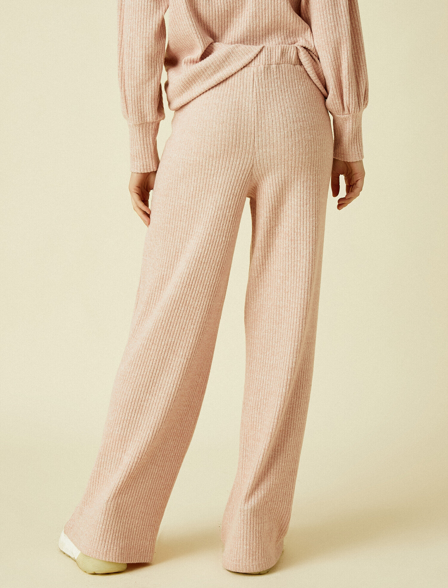 Düz Renk Geniş Paça Pantolon