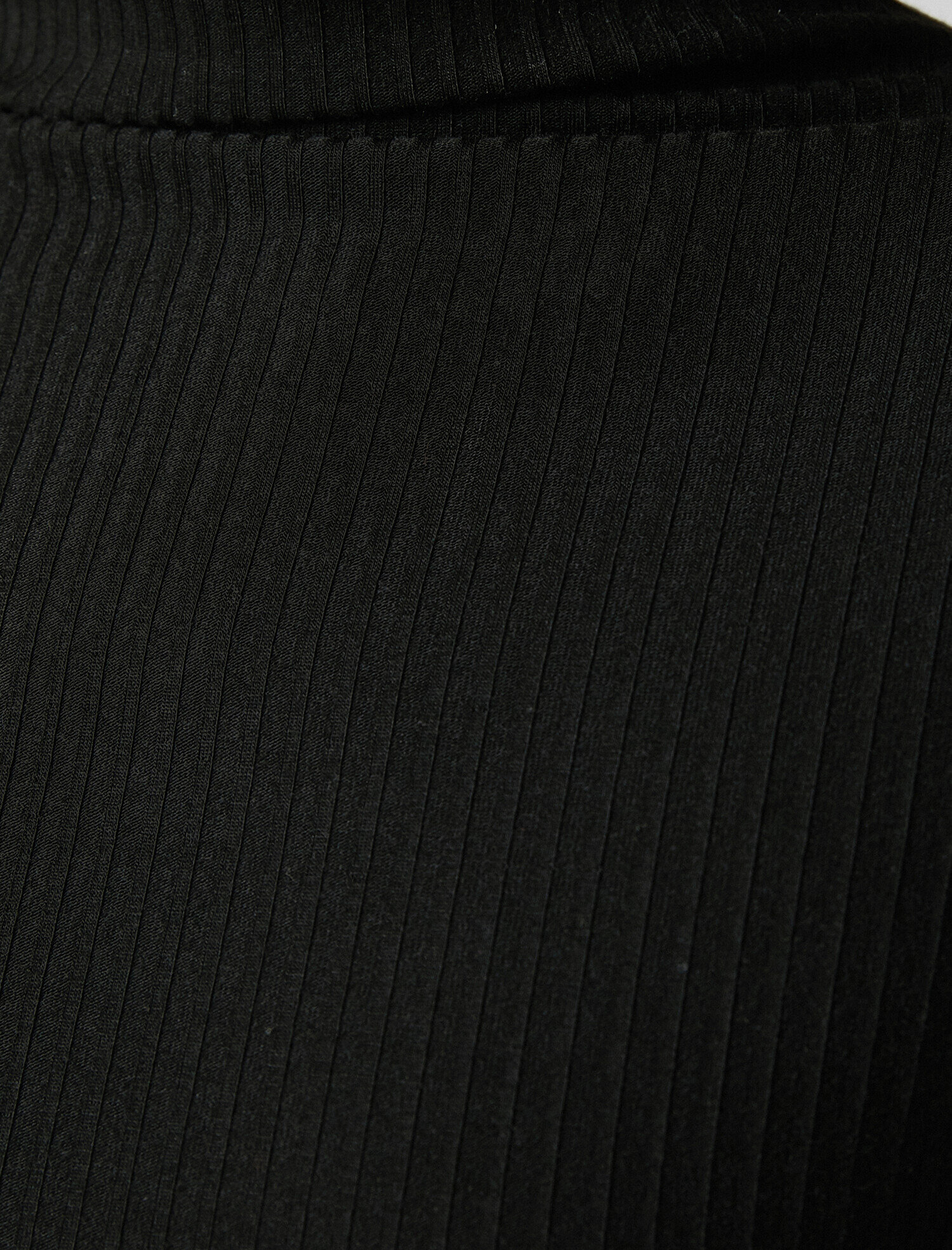   Balıkçı Yaka Uzun Kollu Yırtmaçlı Elbise