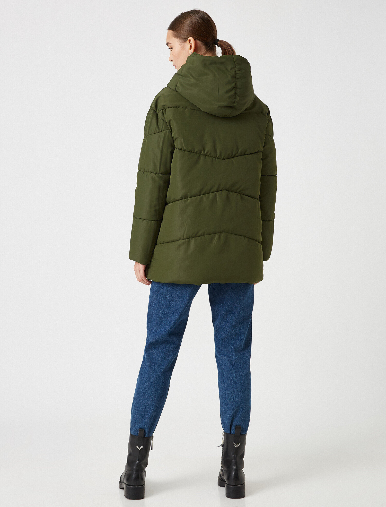   Kapüşonlu Uzun Şişme Mont