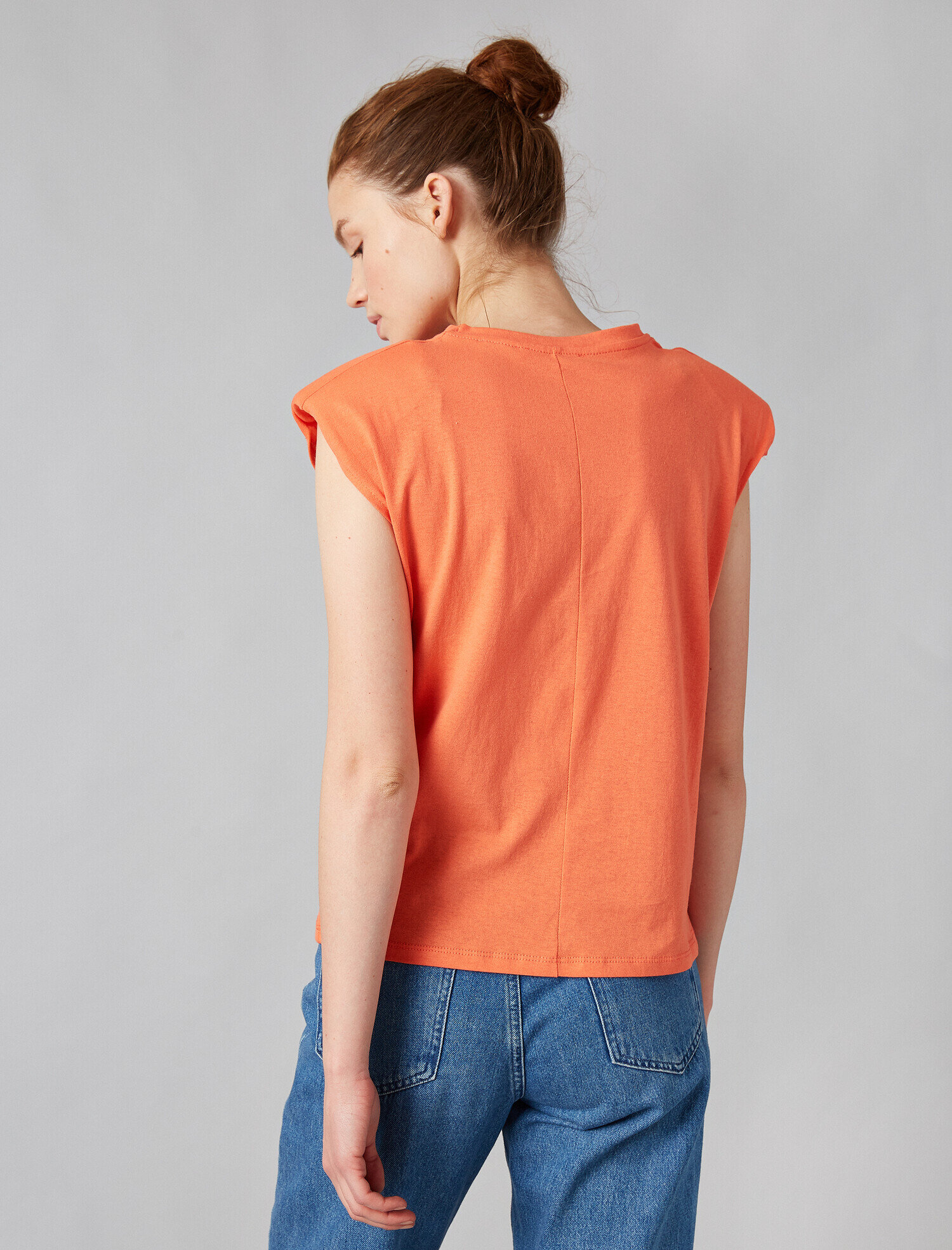   Pamuklu Vatkalı Kısa Kollu Tişört