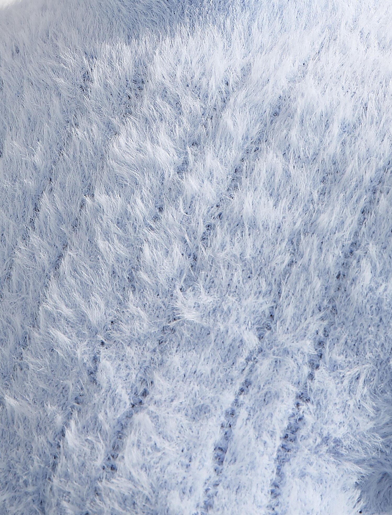   Uzun Kollu Dik Yaka Triko Kazak