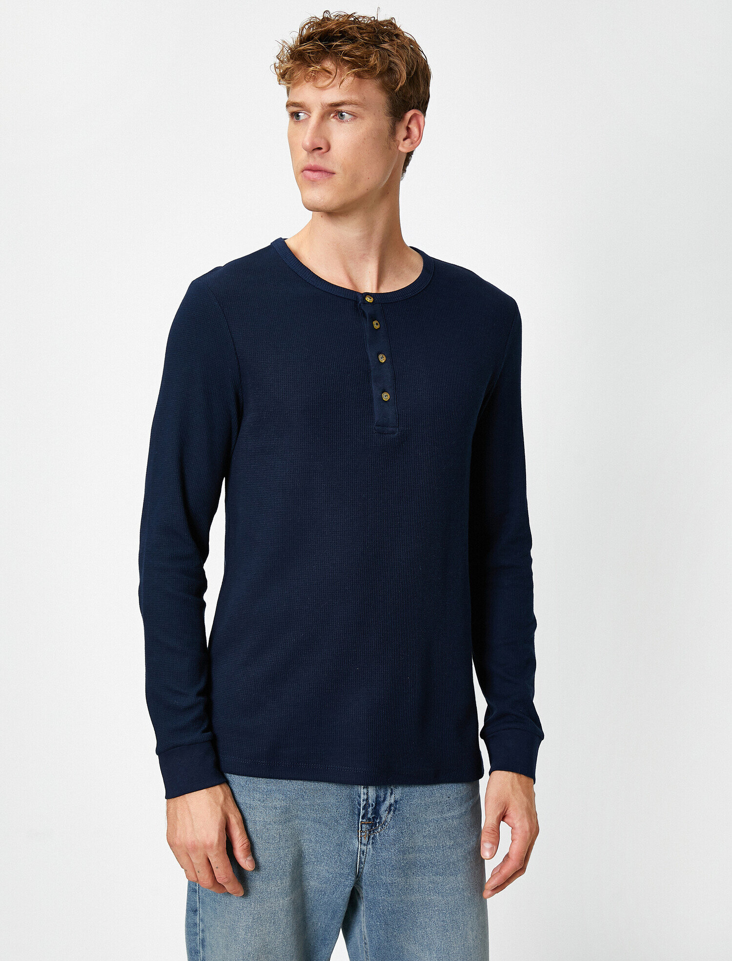   Düğme Yakalı Uzun Kollu Tişört