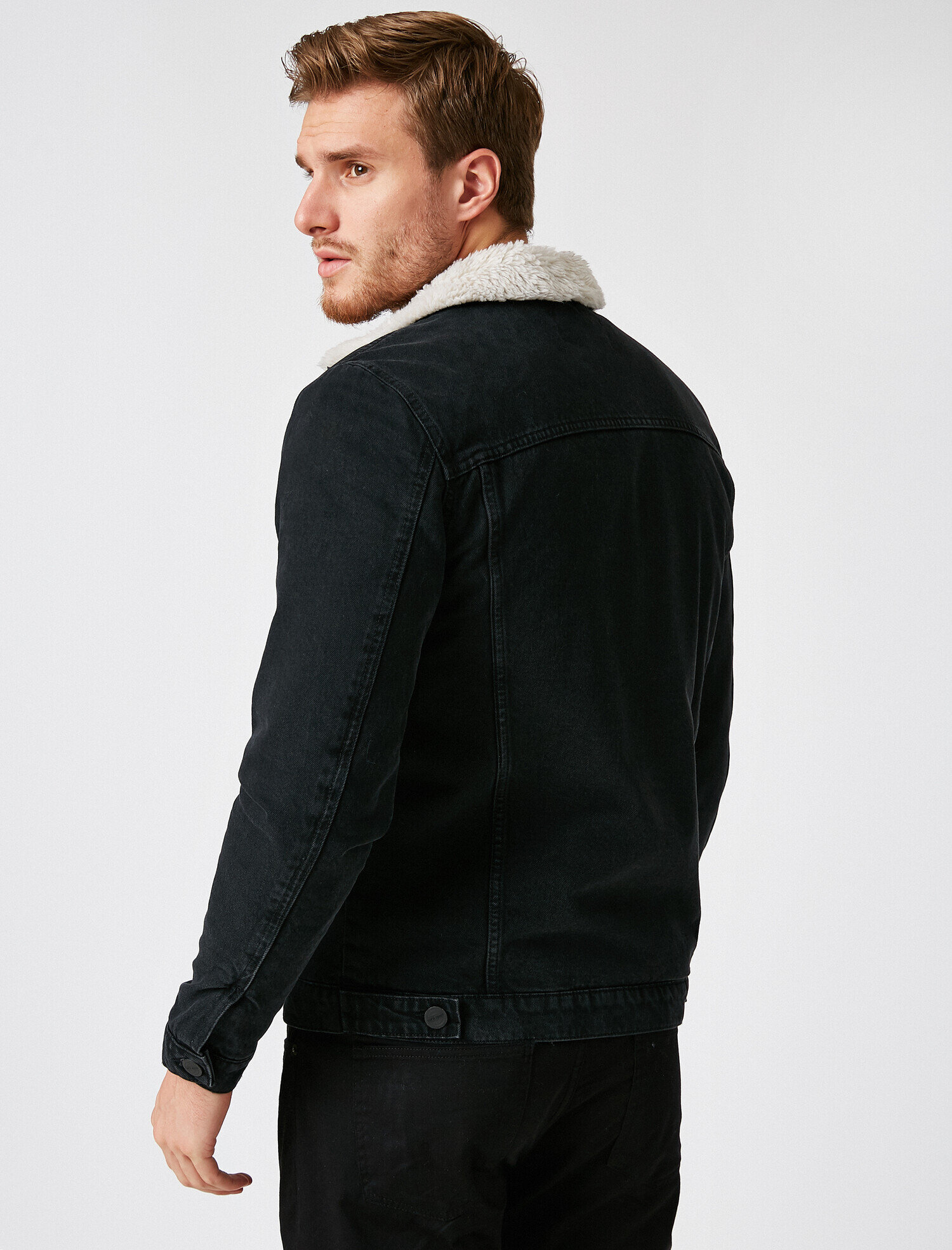   Cepli Yakası Suni Kürklü Jean Ceket