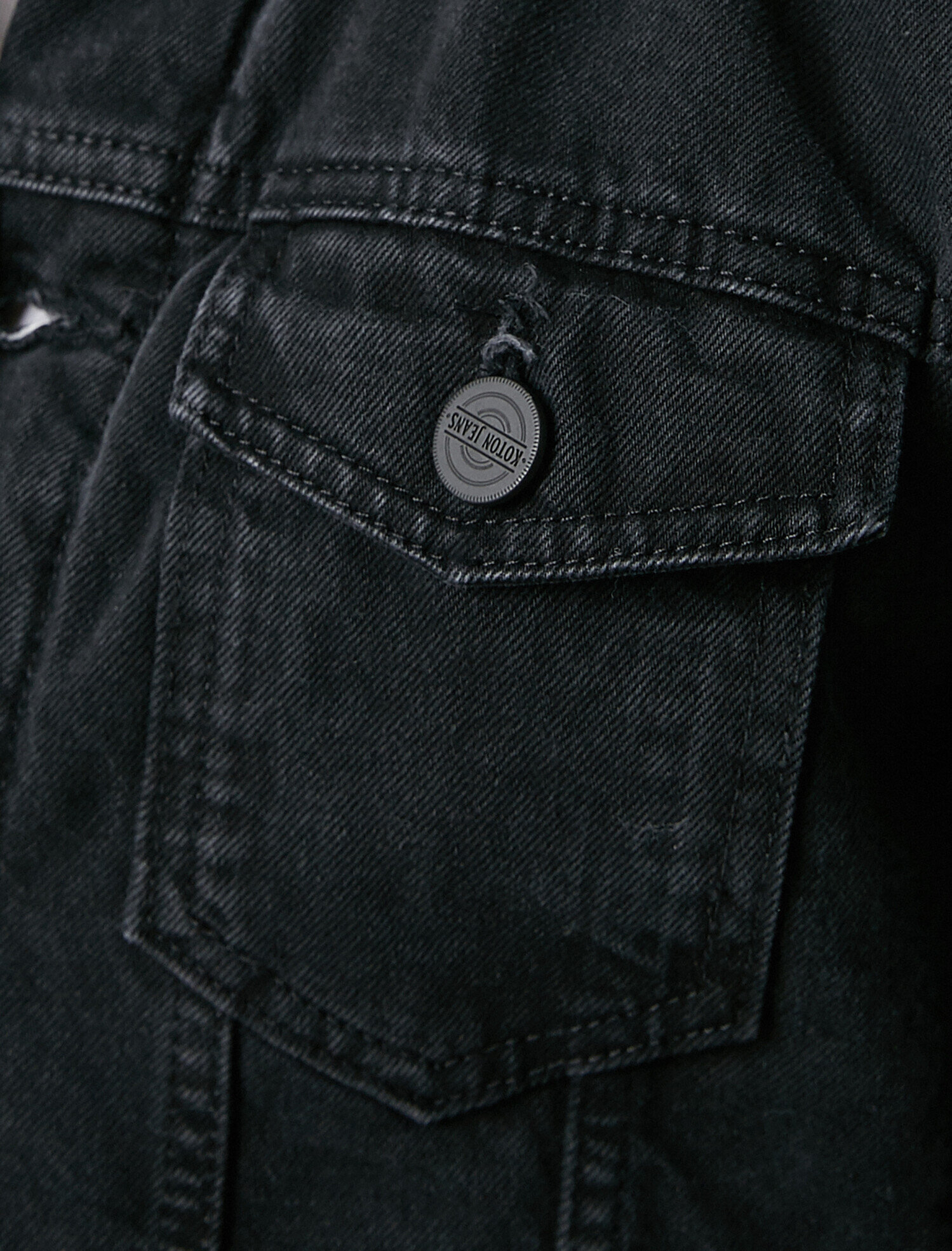   Cepli Yakası Suni Kürklü Jean Ceket