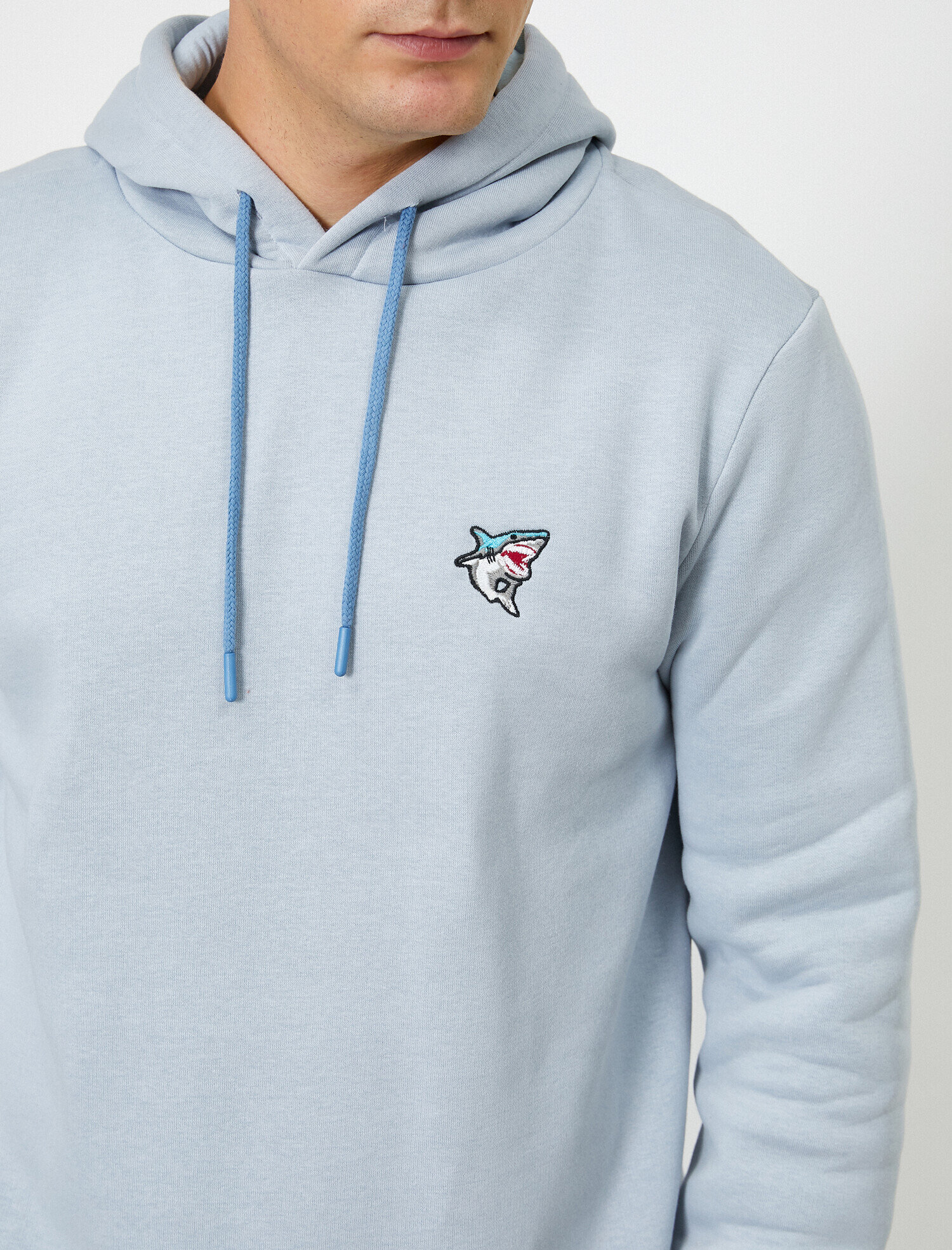   Kapüşonlu İşlemeli Uzun Kollu Sweatshirt