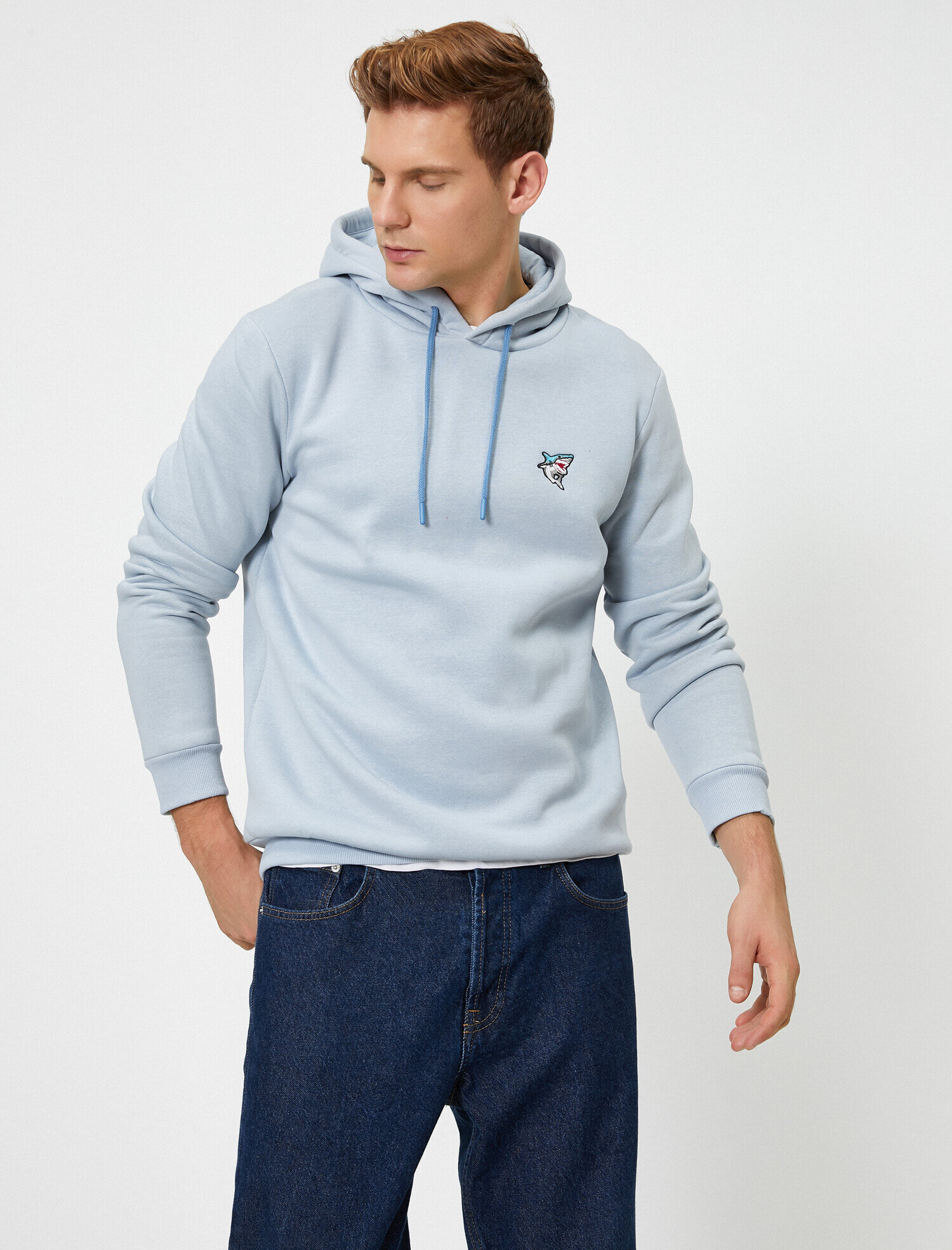   Kapüşonlu İşlemeli Uzun Kollu Sweatshirt