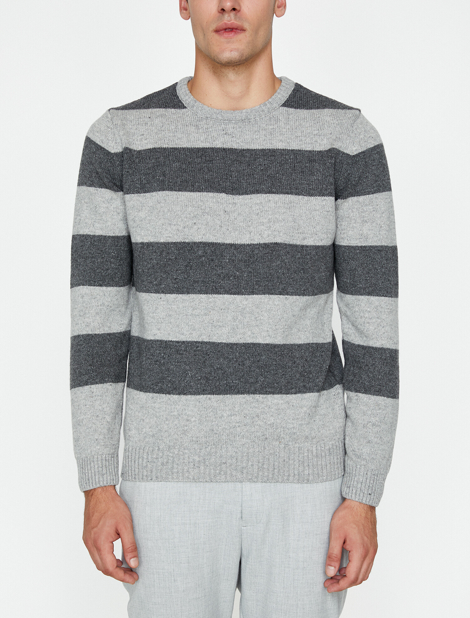   Çizgili Triko Kazak