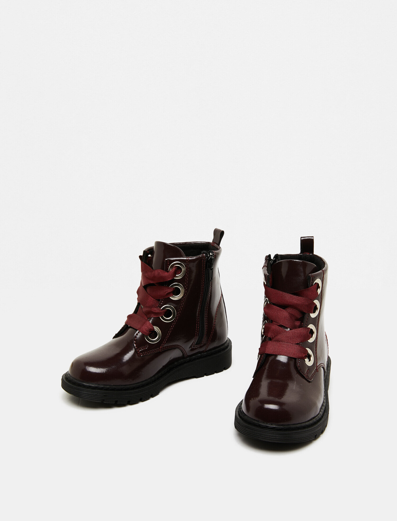  Kız Çocuk Bağcıklı Bot