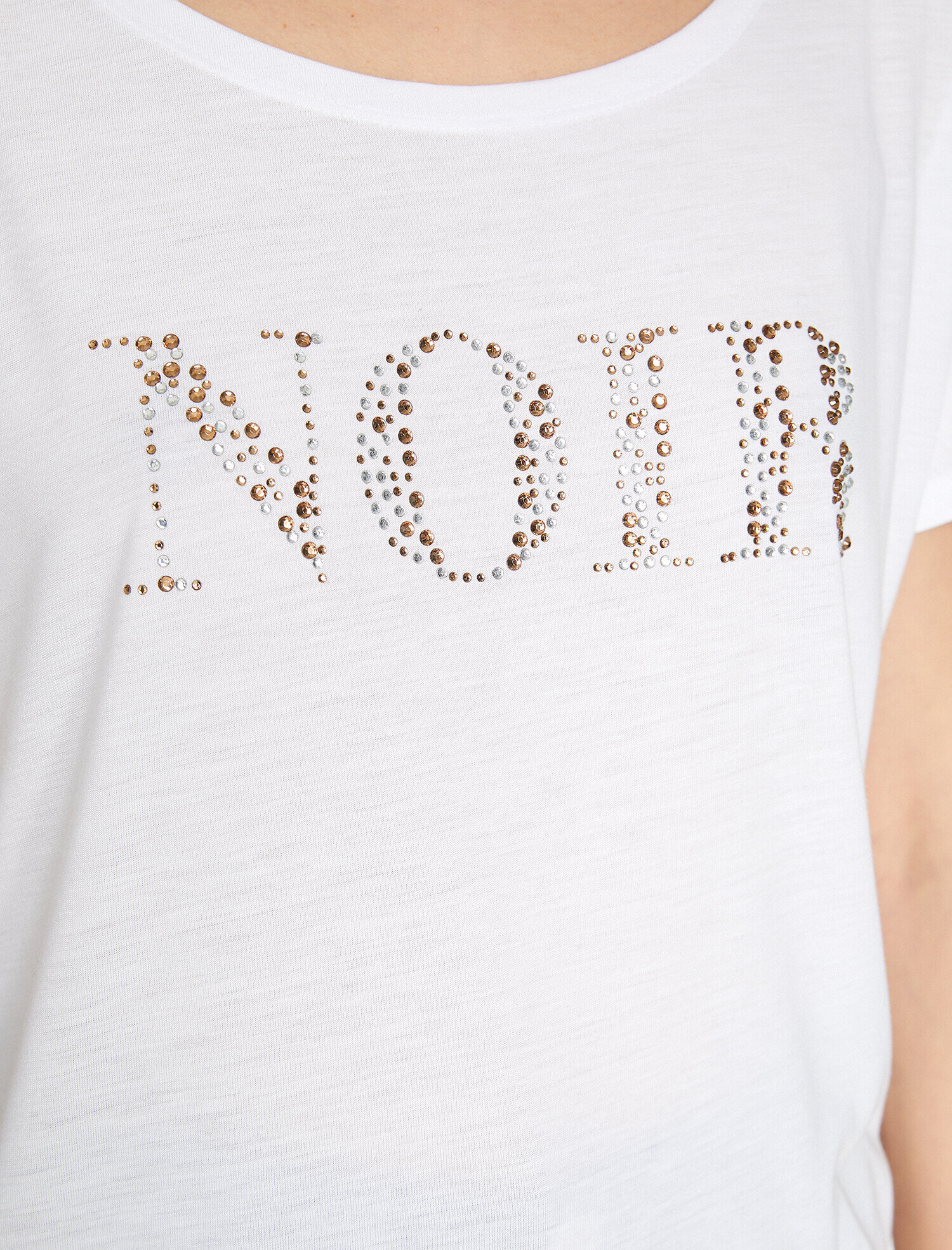 Taş Detaylı Geniş Kalıp Tişört