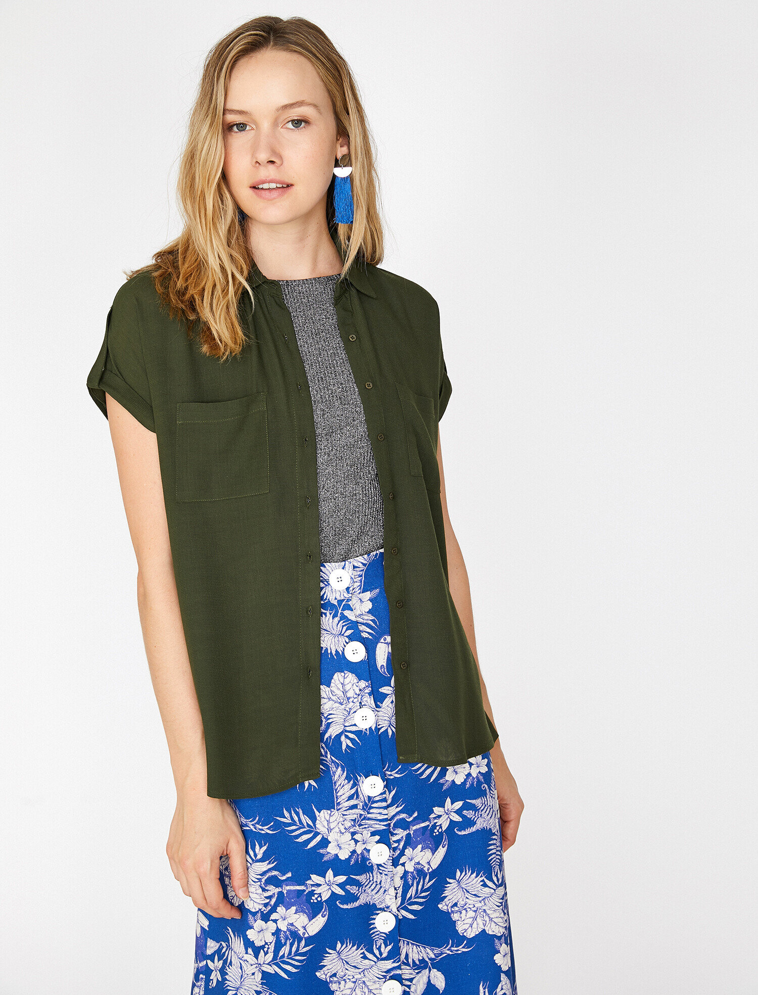   Cep Detaylı Gömlek