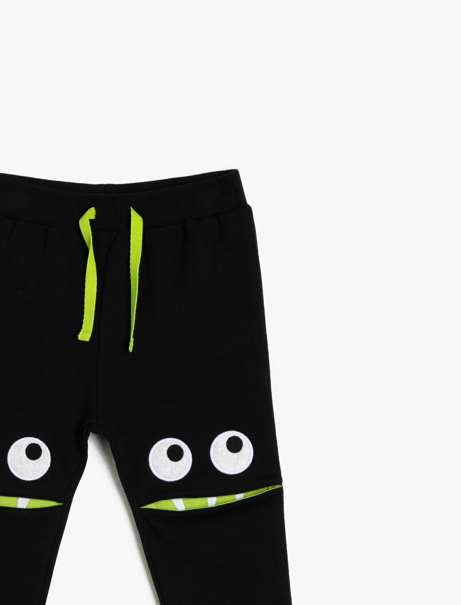  Erkek Bebek İşlemeli Eşofman Altı