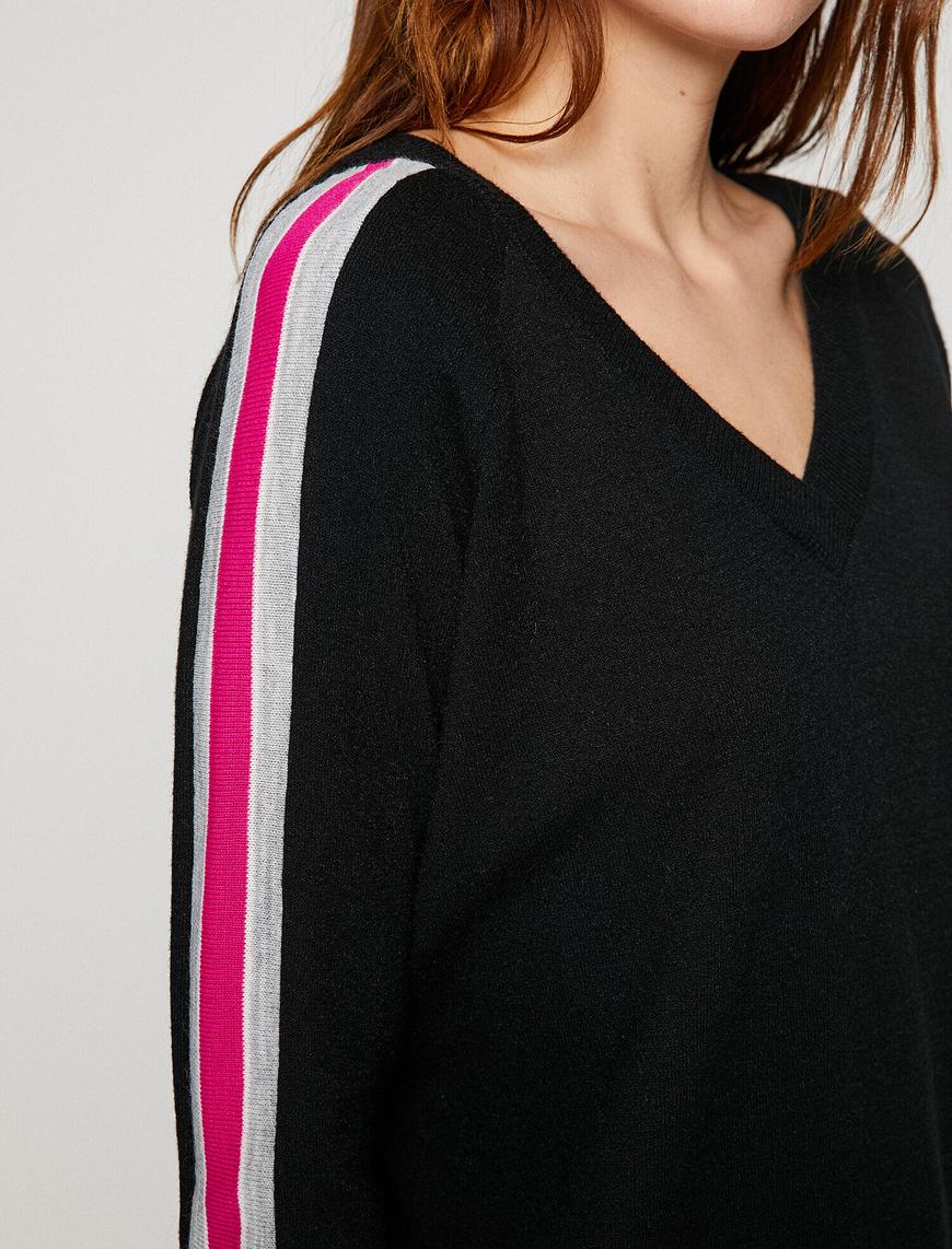   V Yaka Triko Sweatshirt